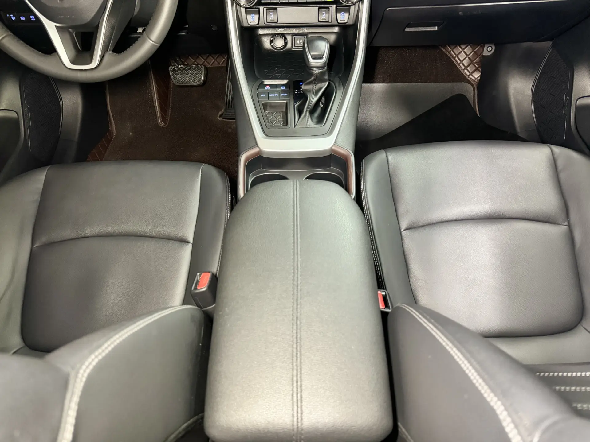 Toyota RAV4, 2023 20