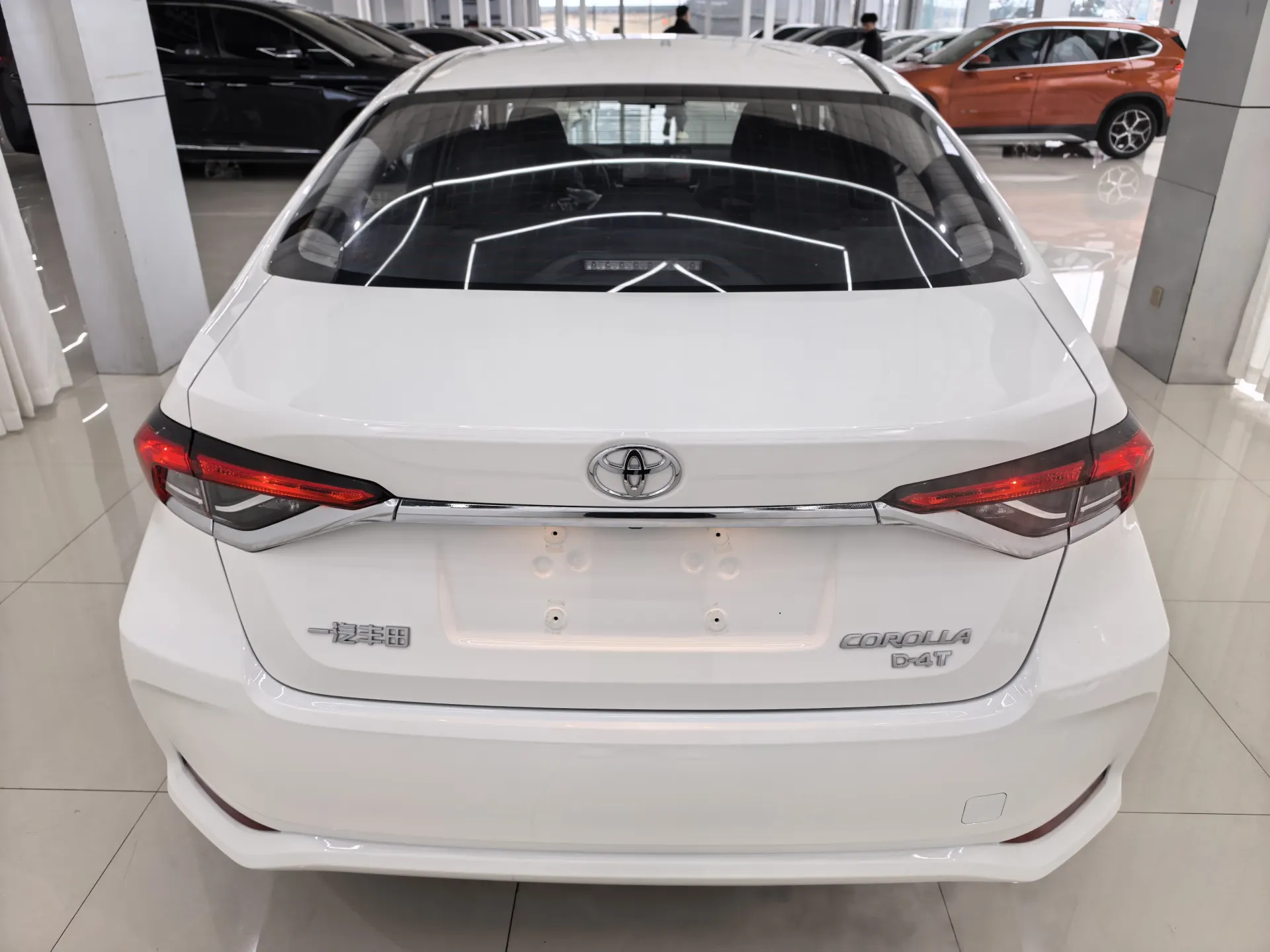 Toyota Corolla, 2025 все фото