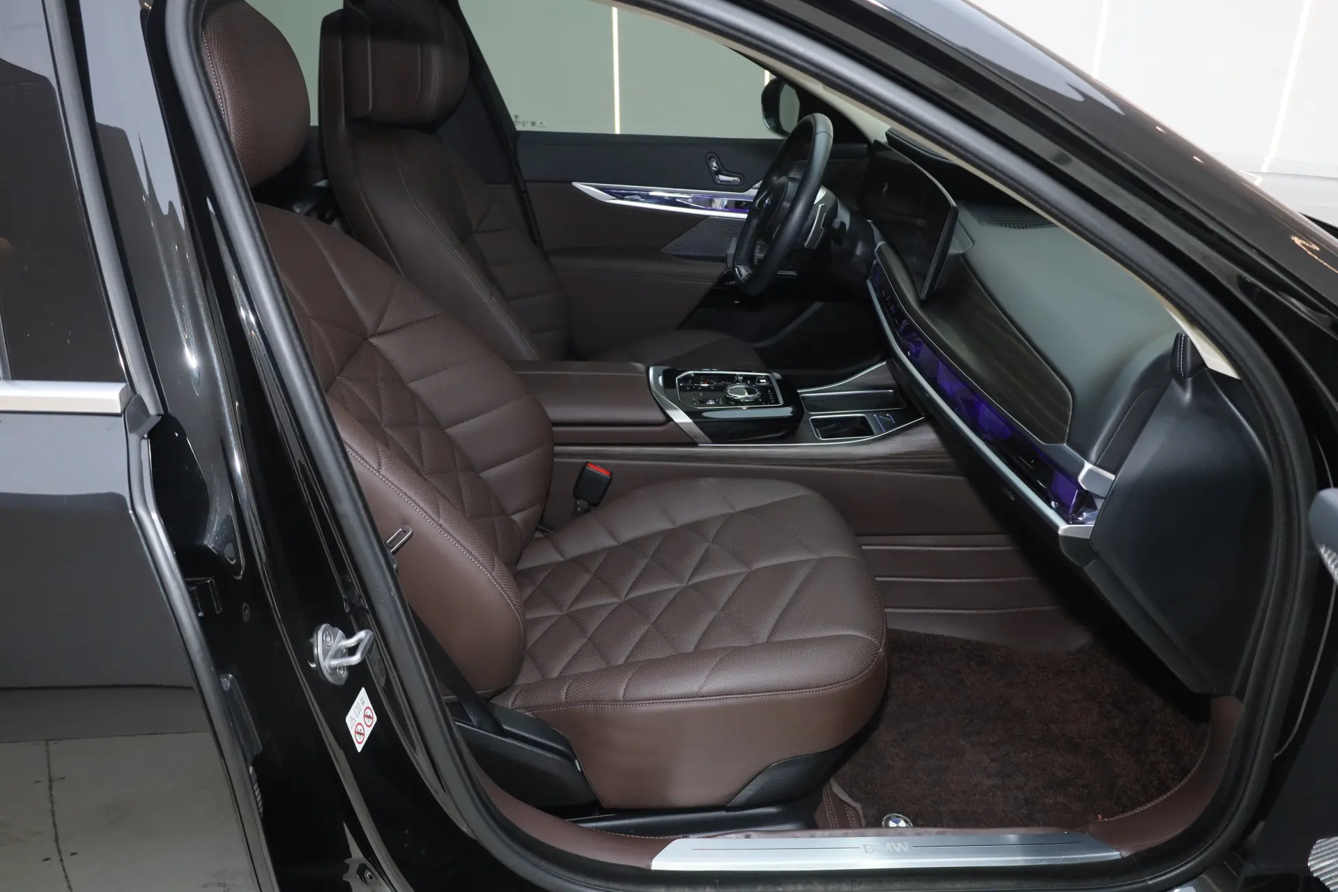 BMW 735Li, 2024 19
