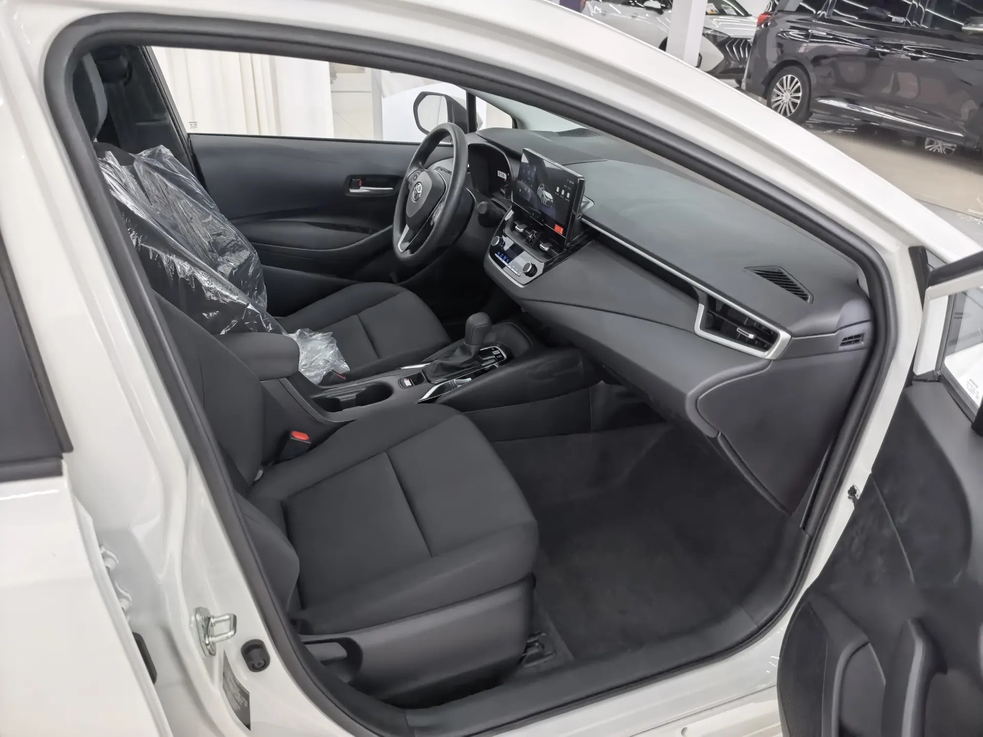 Toyota Corolla, 2025 16