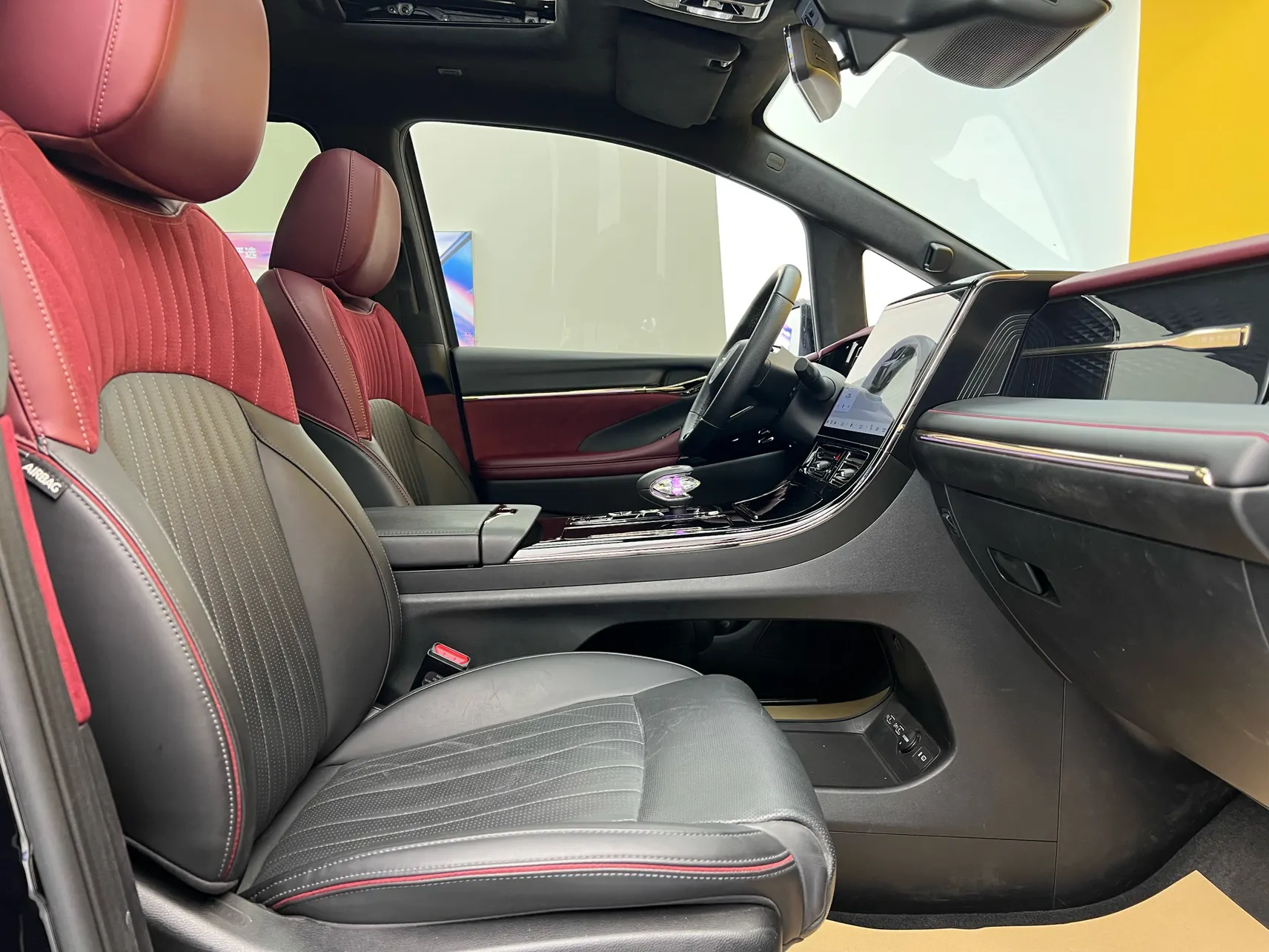 Trumpchi M8, 2023 18