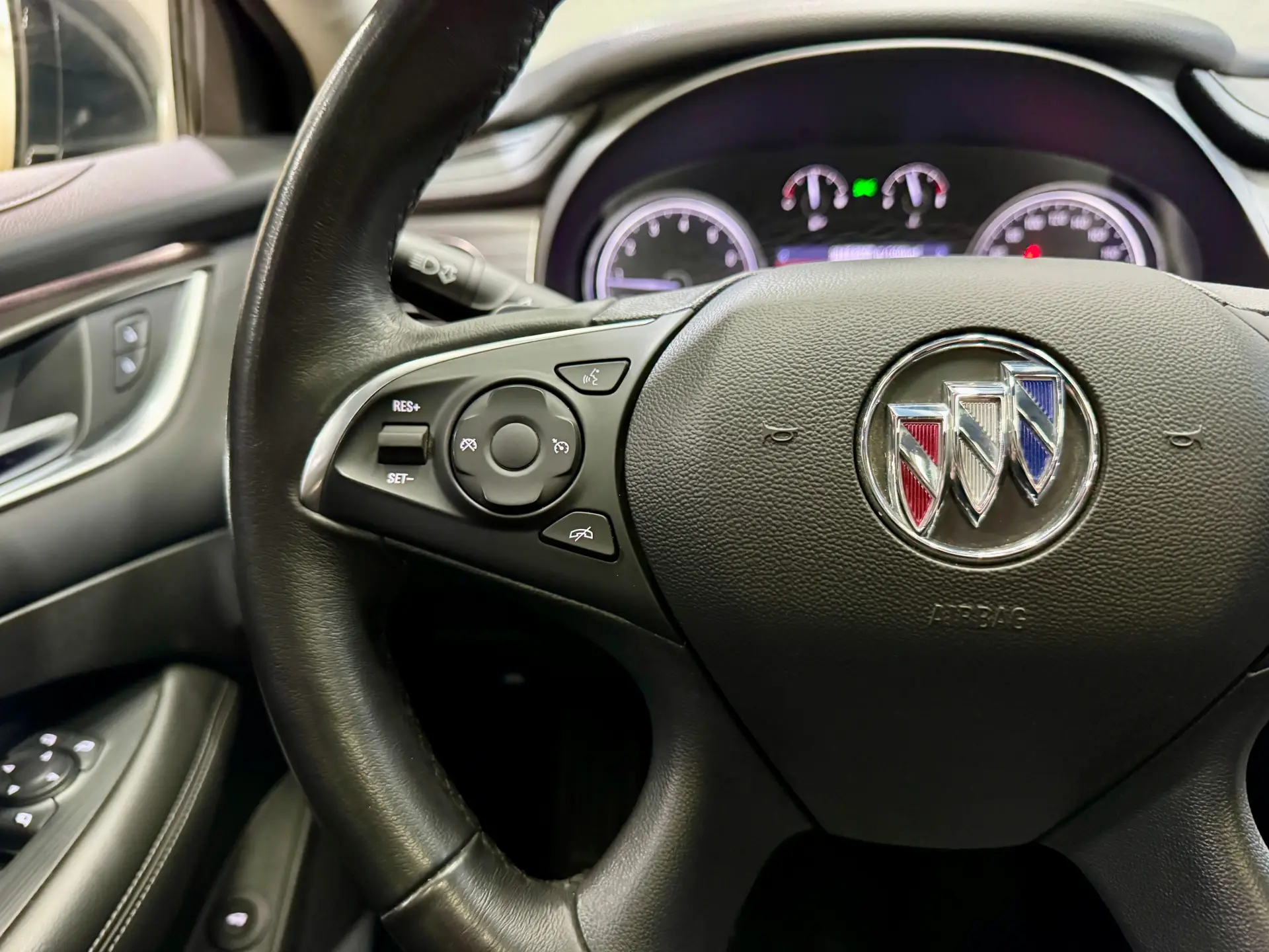 Buick LaCrosse, 2021 19
