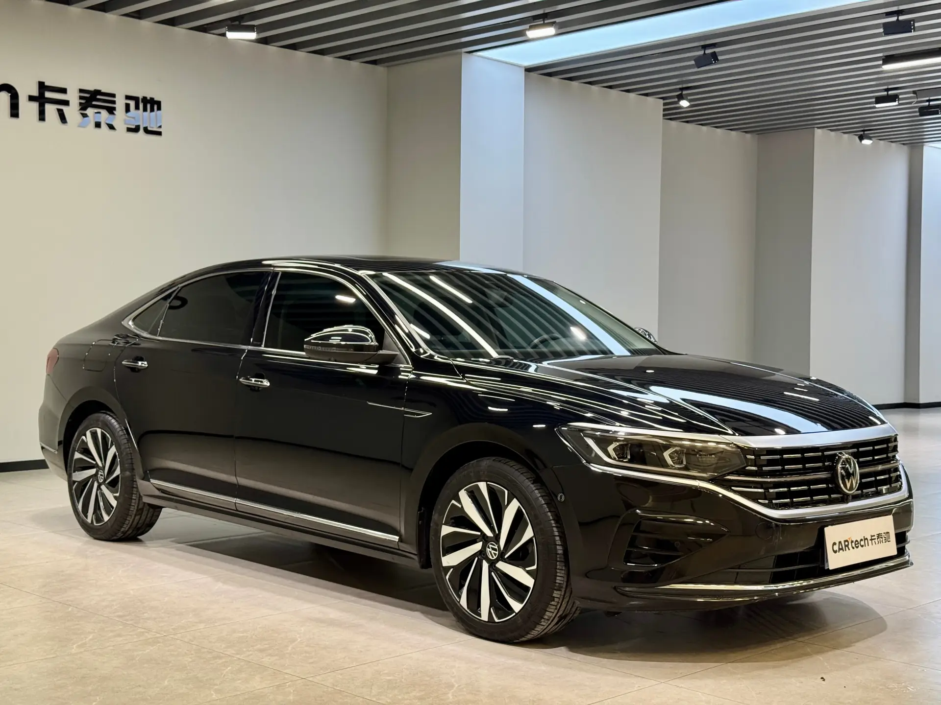 Volkswagen Passat, 2024 3