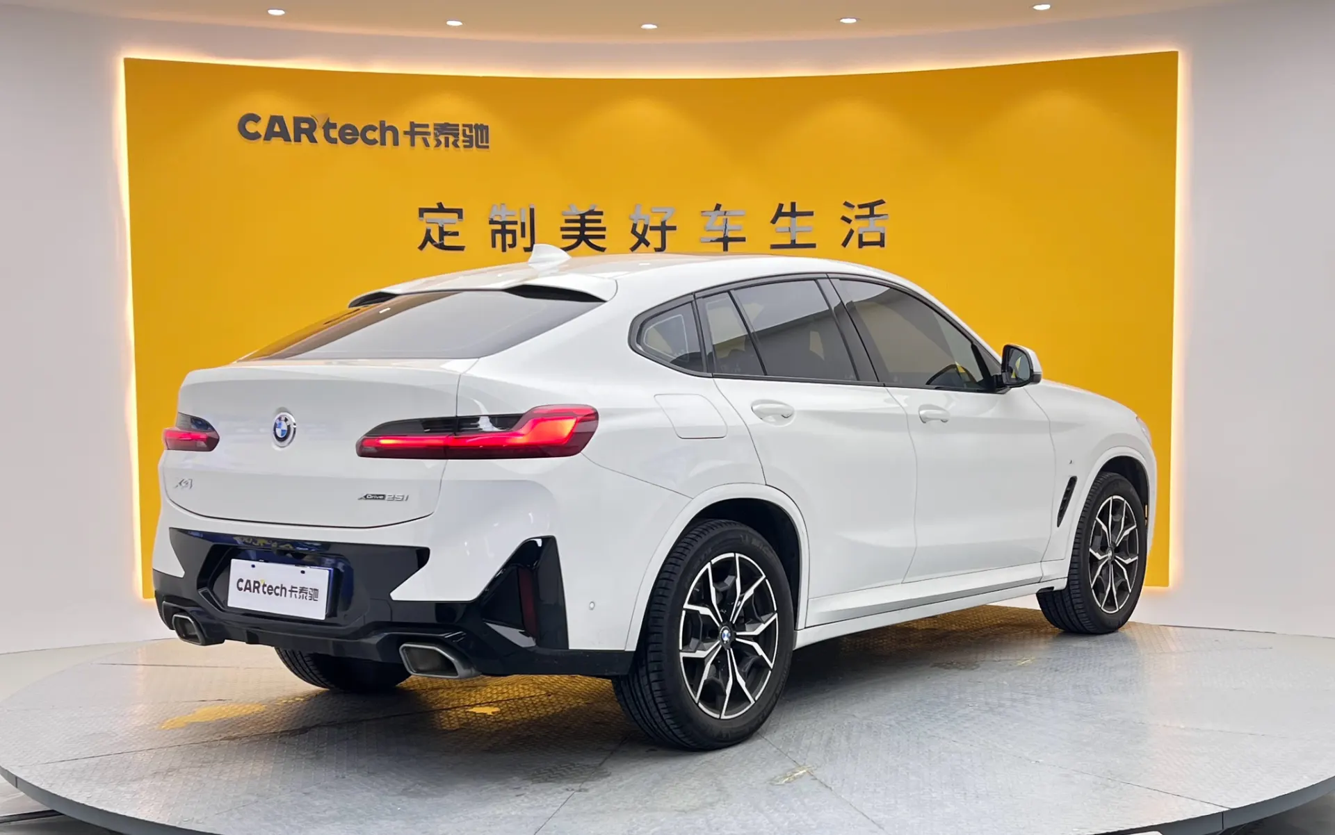 BMW X4, 2023 все фото