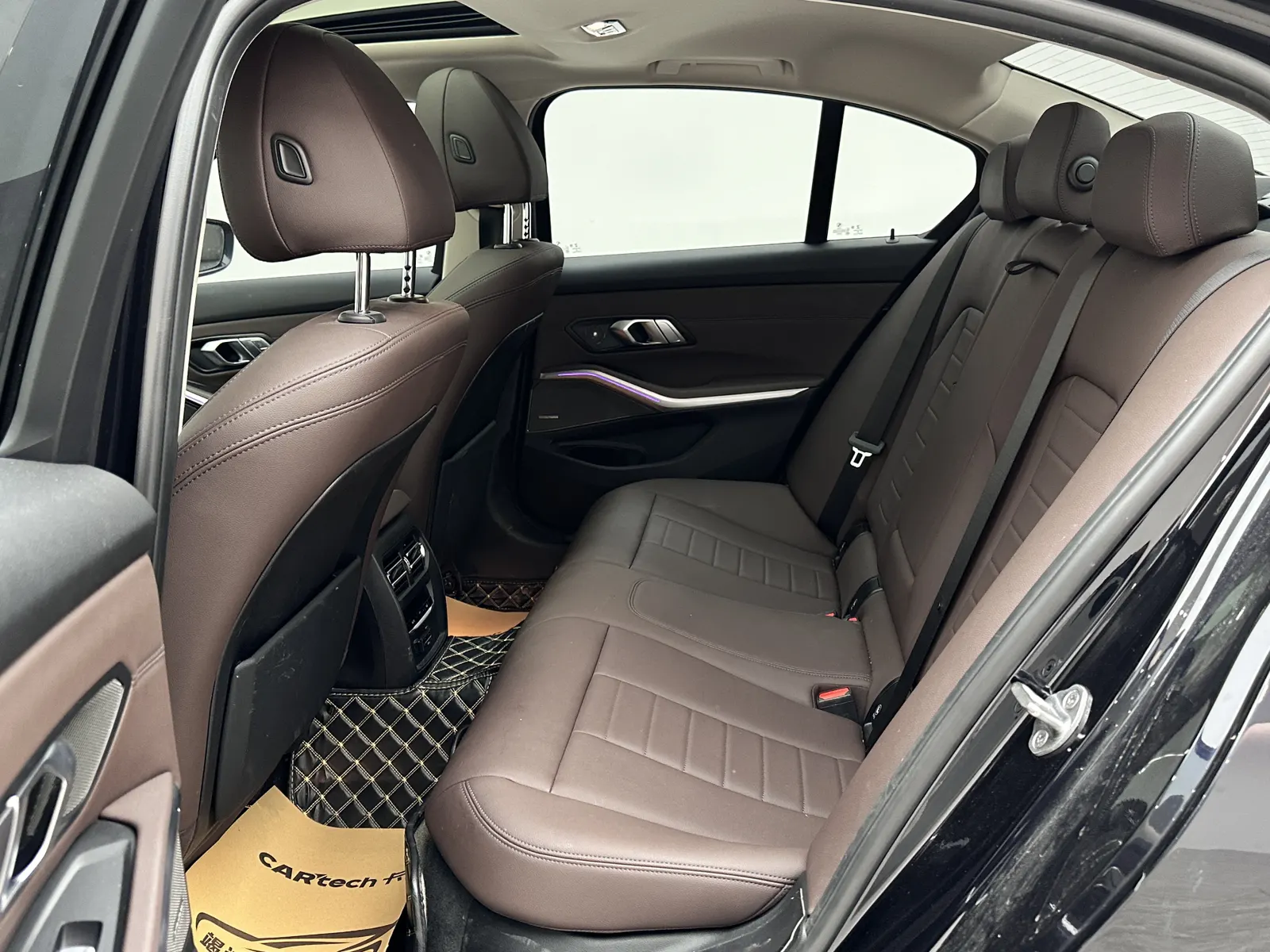 BMW 330i, 2020 9