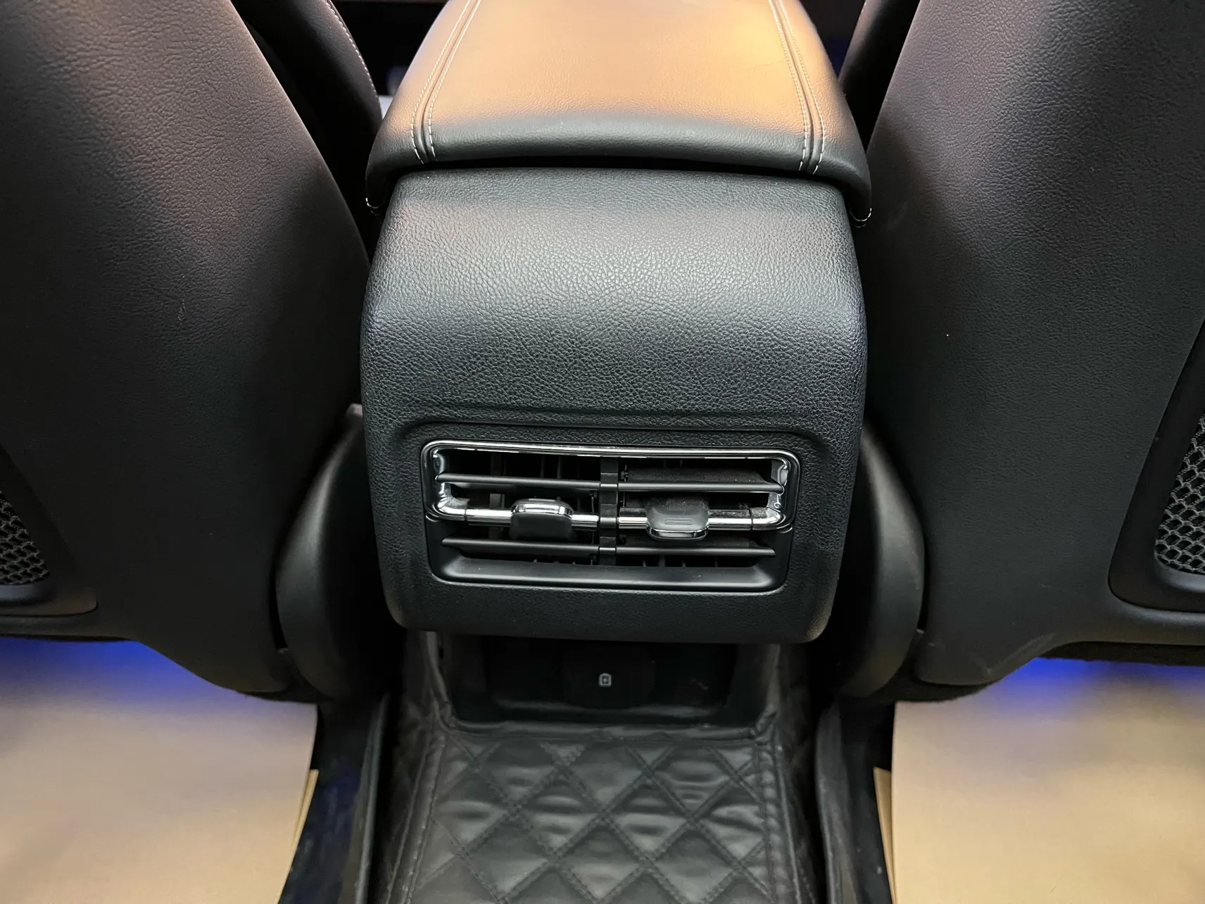 Lincoln Corsair, 2021 27