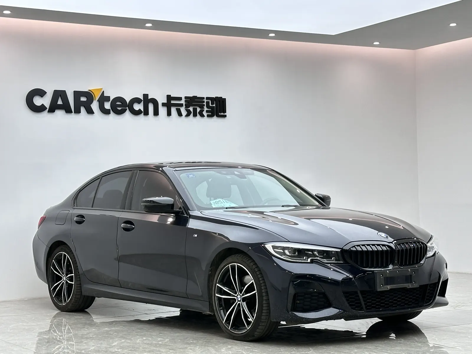 BMW 330i, 2020 6