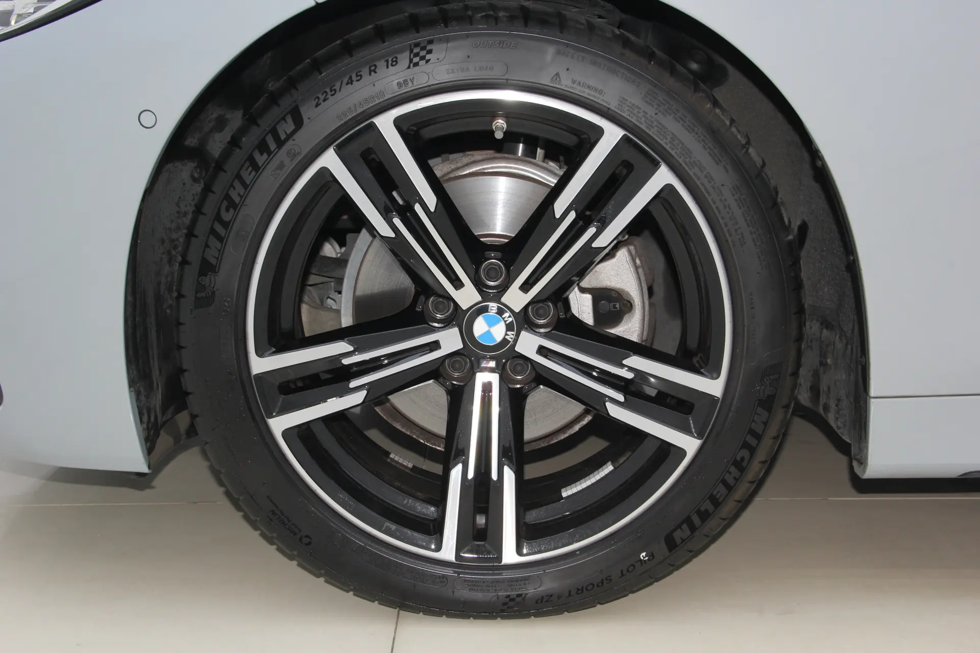 BMW 425i, 2023 11
