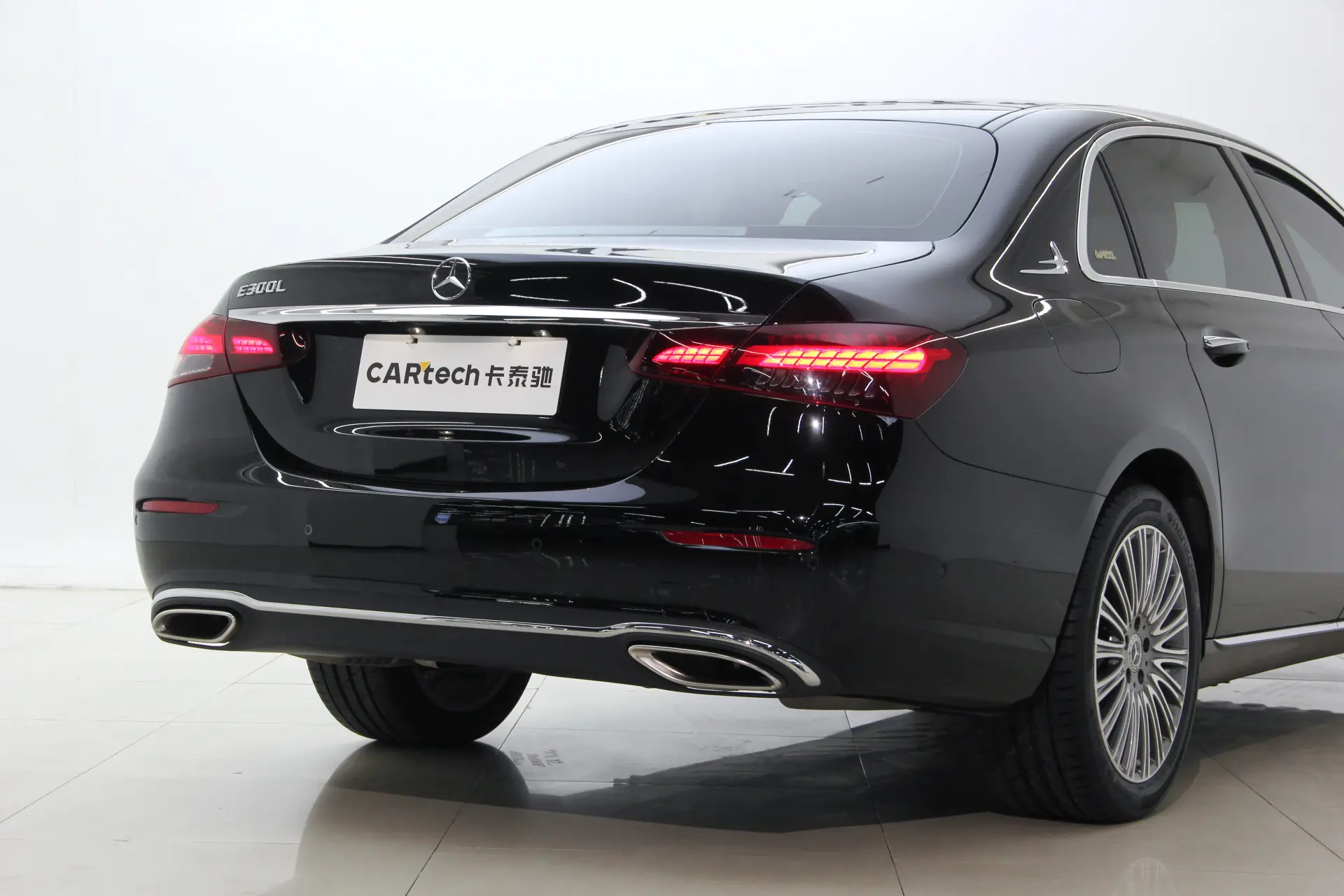 Mercedes-Benz E 300 L, 2022 8