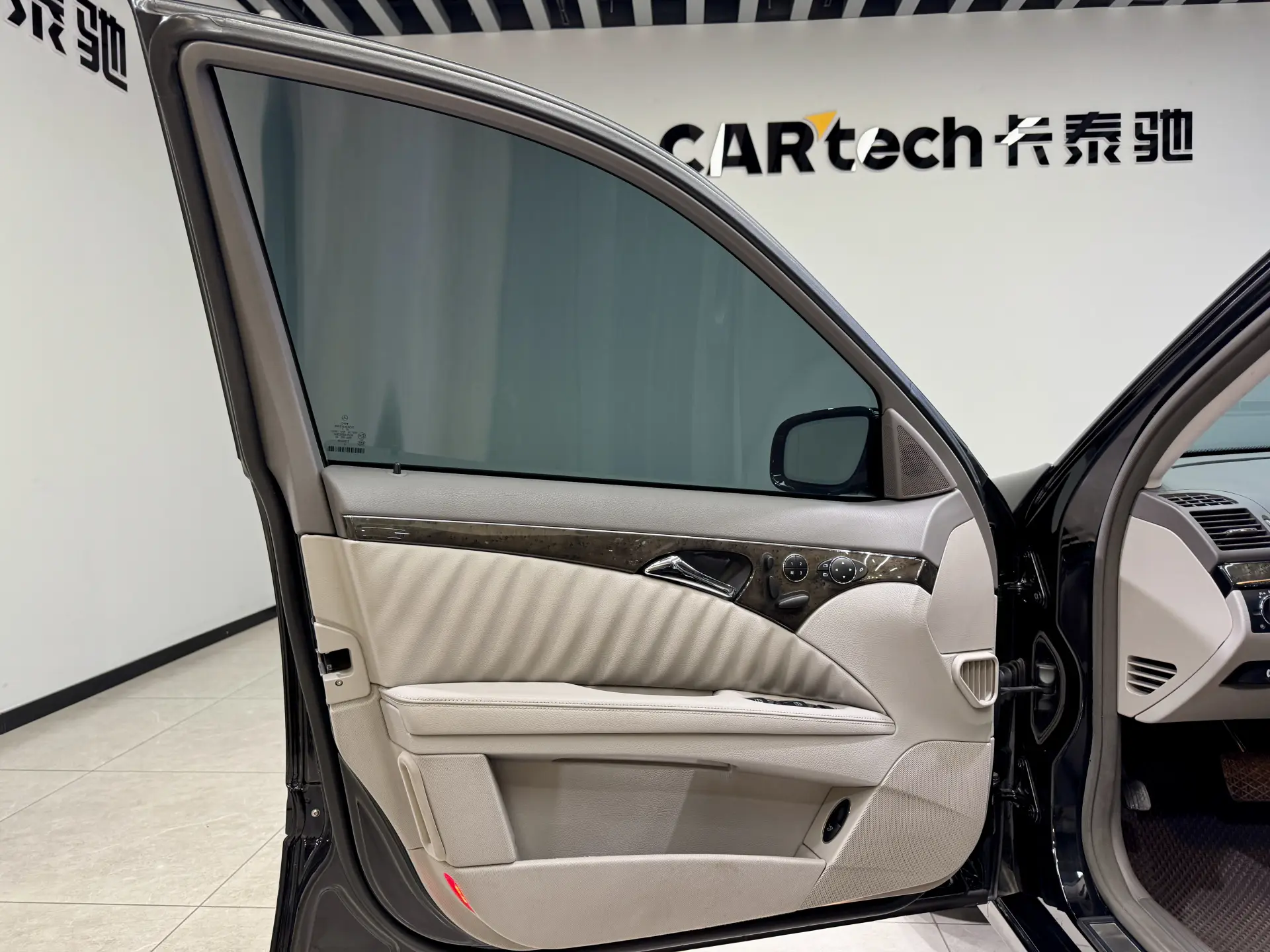 Mercedes-Benz E 350, 2008 12
