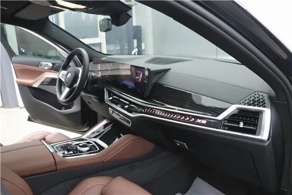 BMW X6, 2025 17