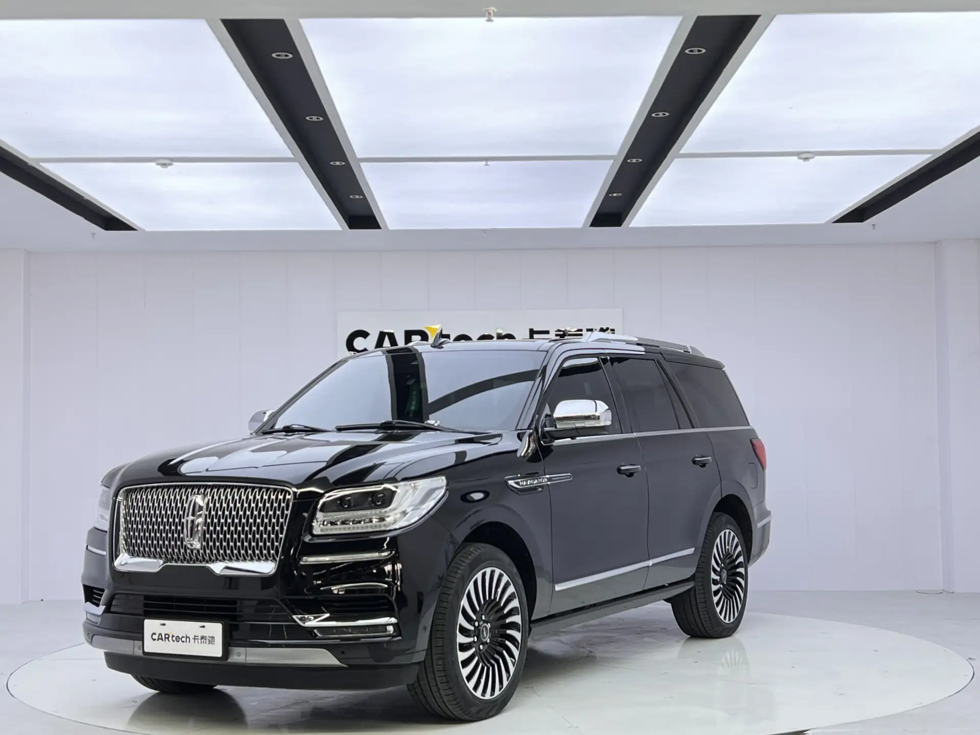 Lincoln Navigator