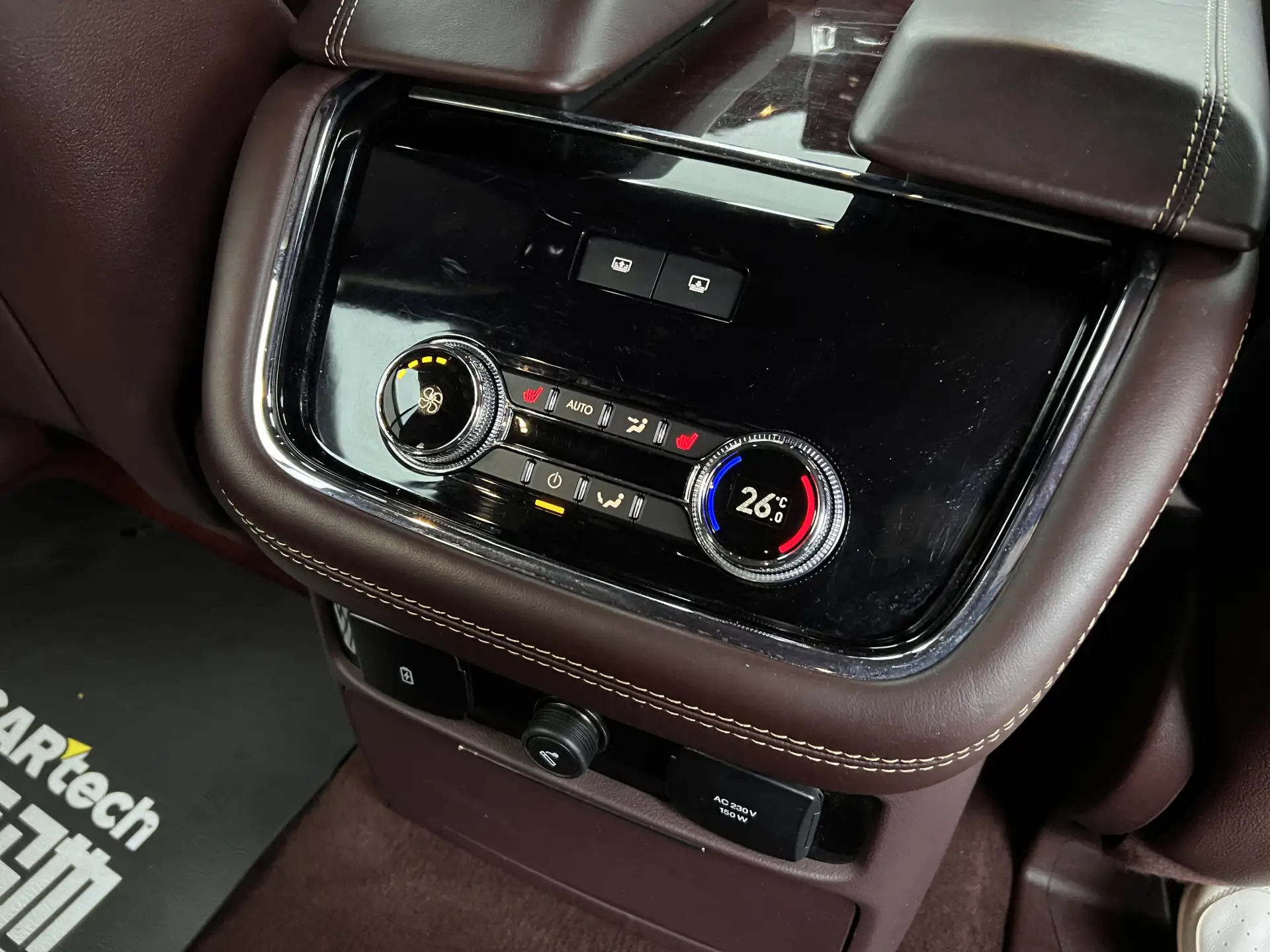Lincoln Navigator, 2021 24