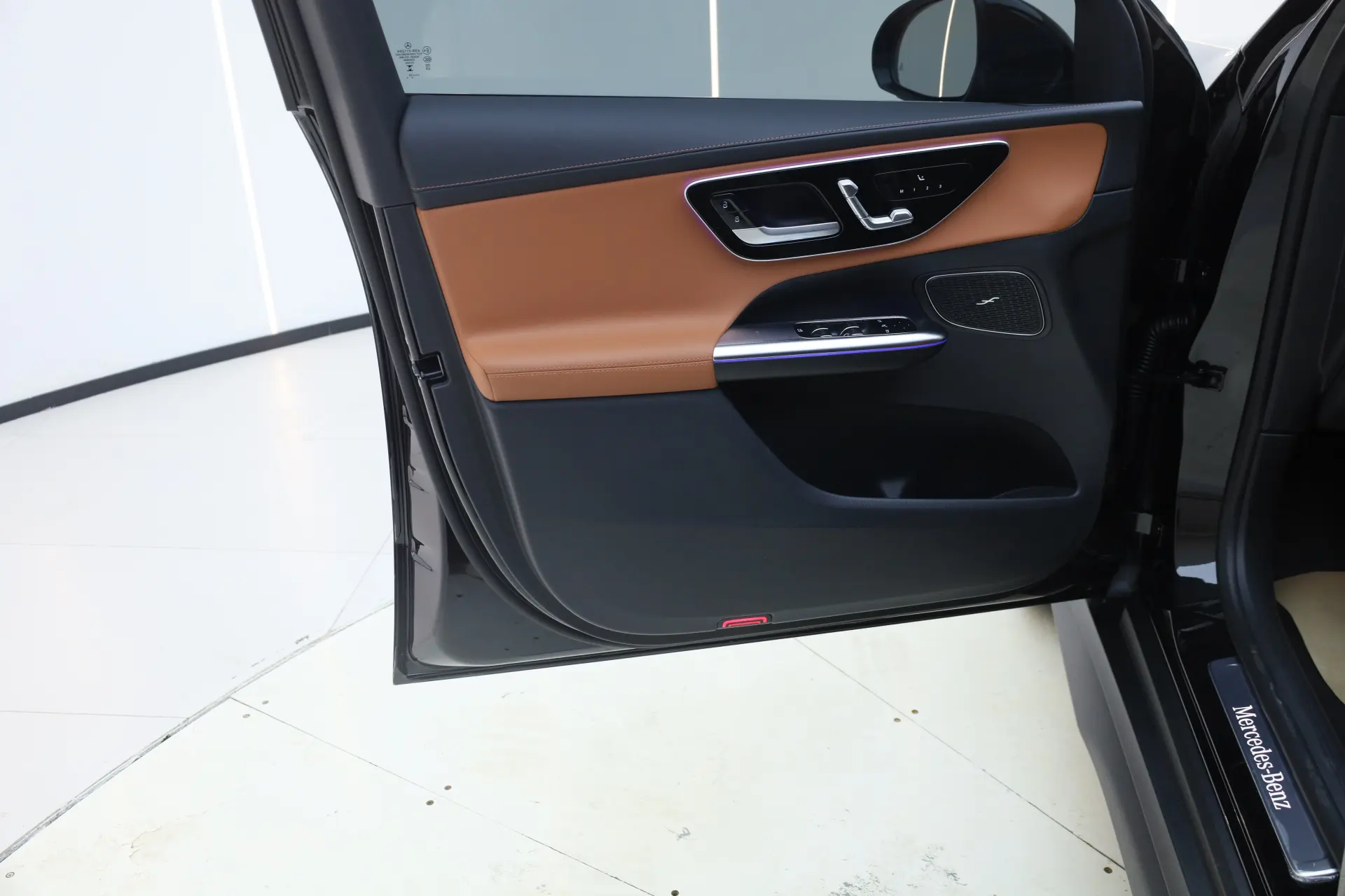 Mercedes-Benz GLC 260 L, 2025 15