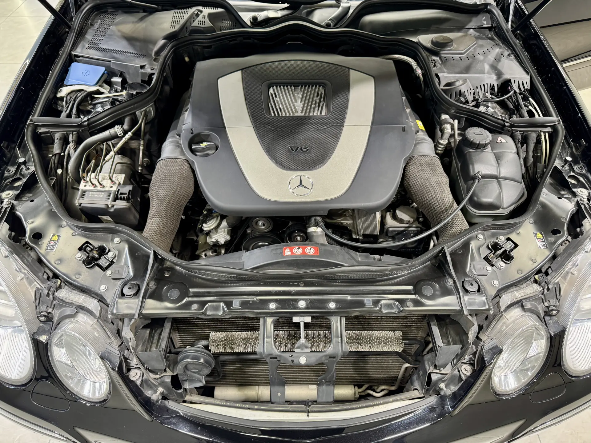 Mercedes-Benz E 350, 2008 27
