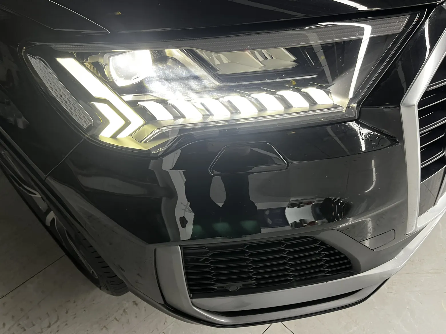 Audi Q7 55 TFSI, 2023 все фото