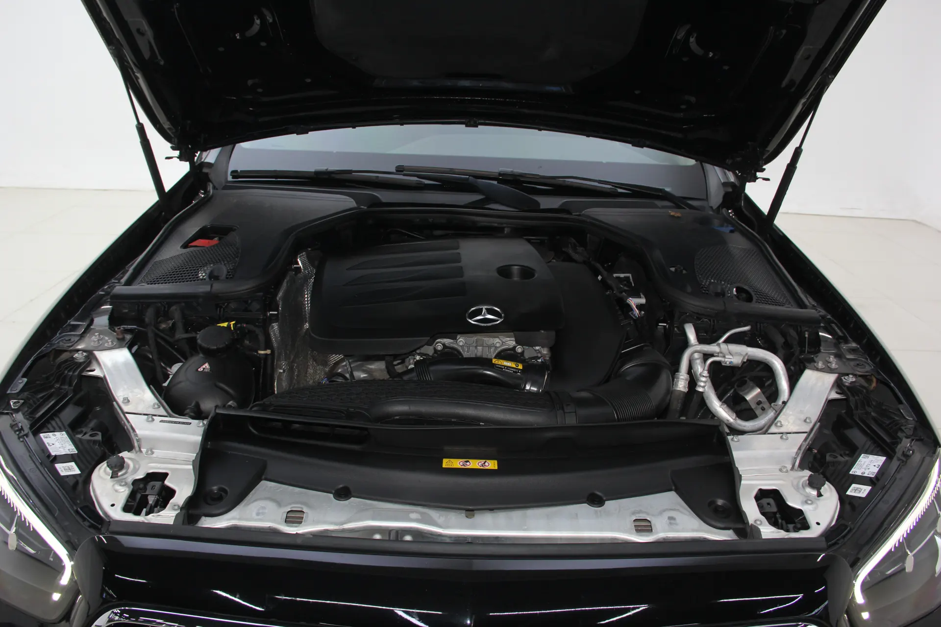 Mercedes-Benz E 300 L, 2022 12