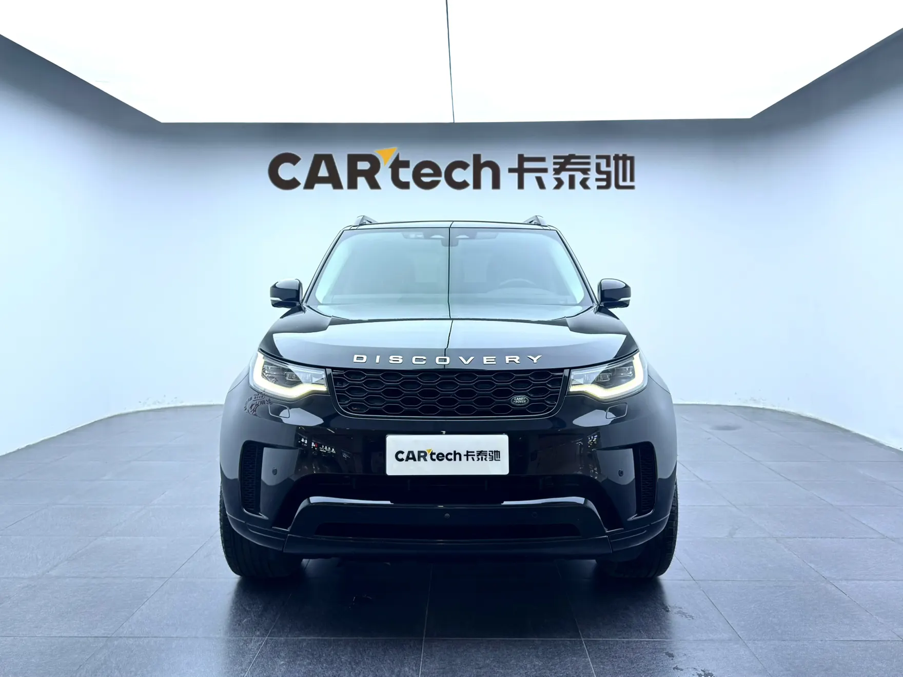 Land Rover Discovery, 2024 3