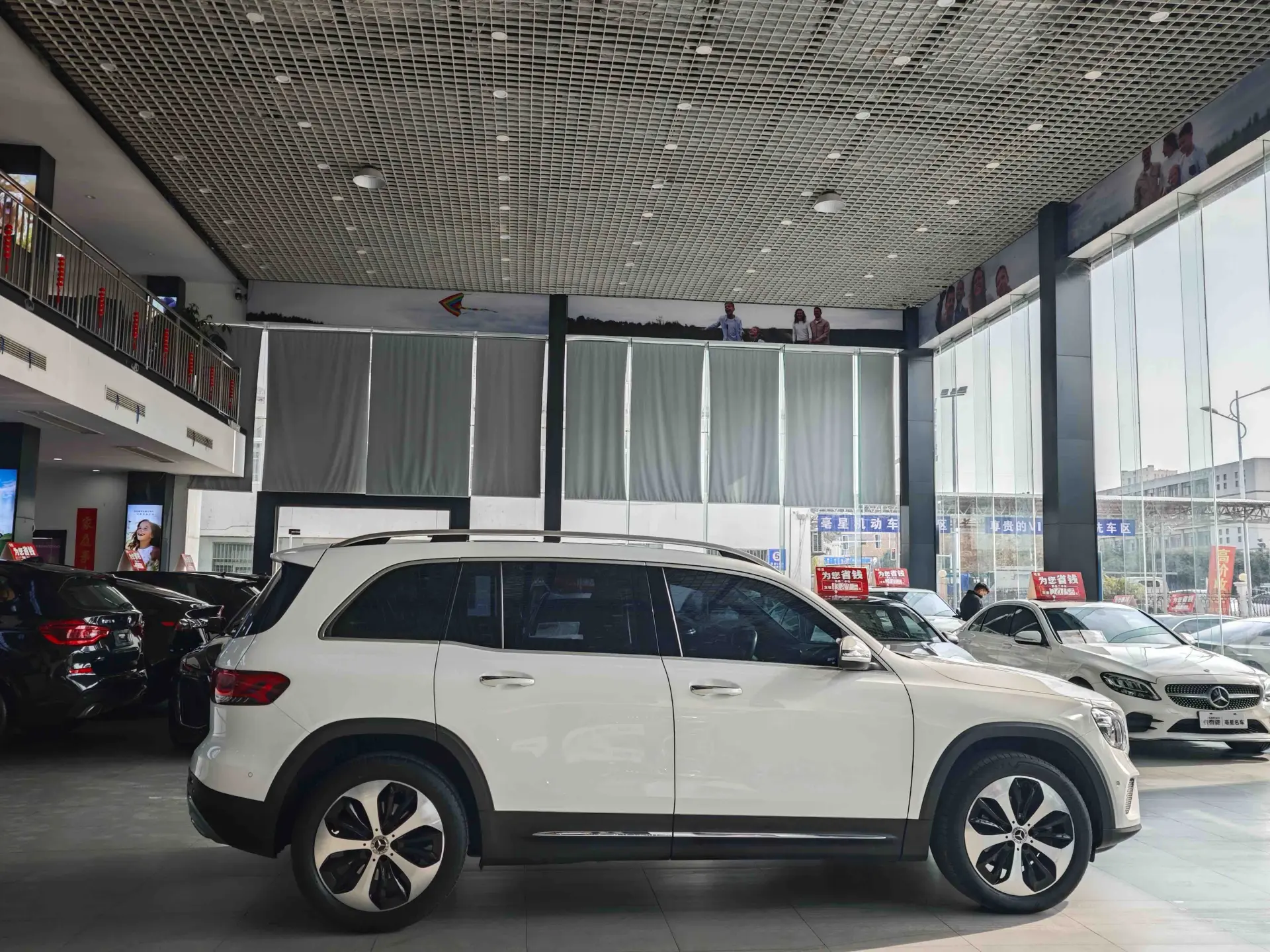 Mercedes-Benz GLB, 2022 16