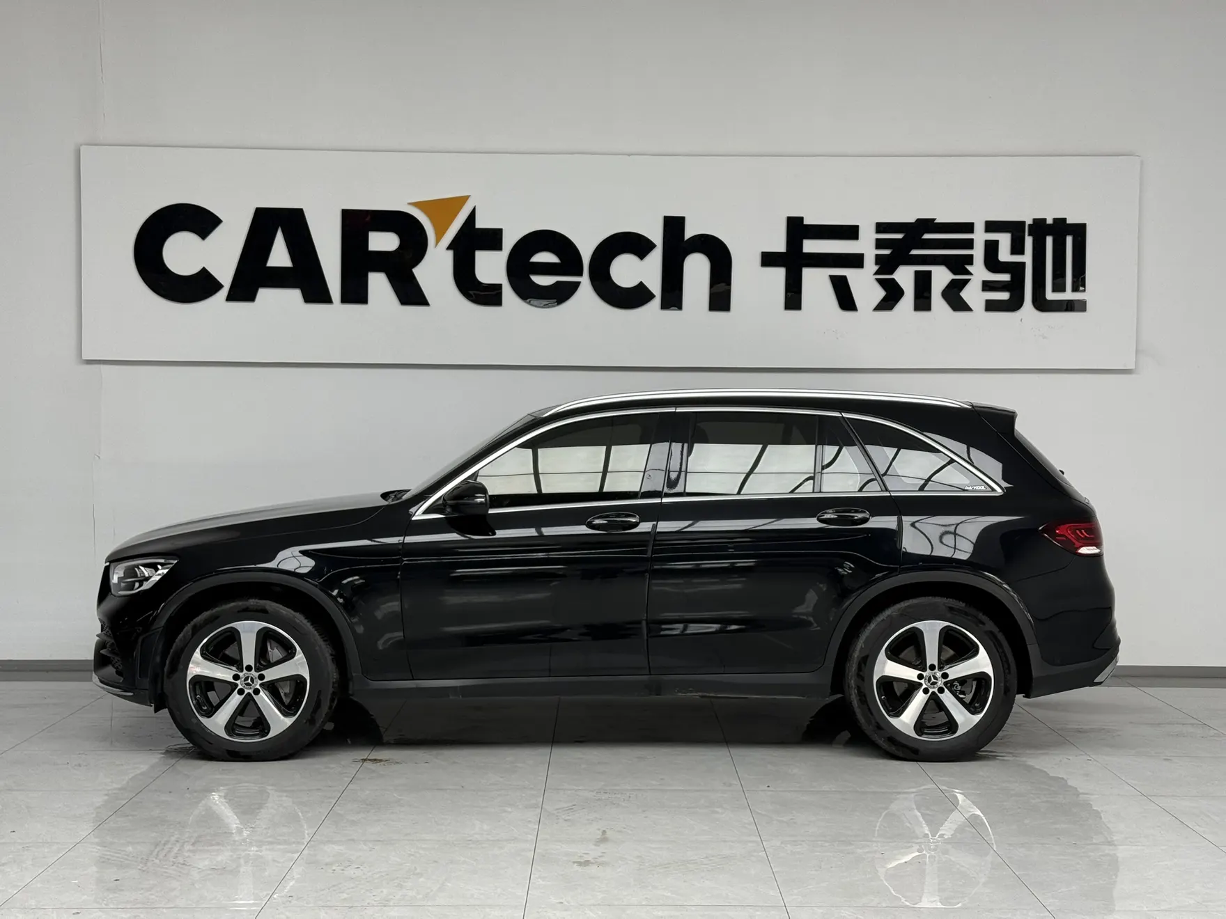 Mercedes-Benz GLC 260 L, 2022 4