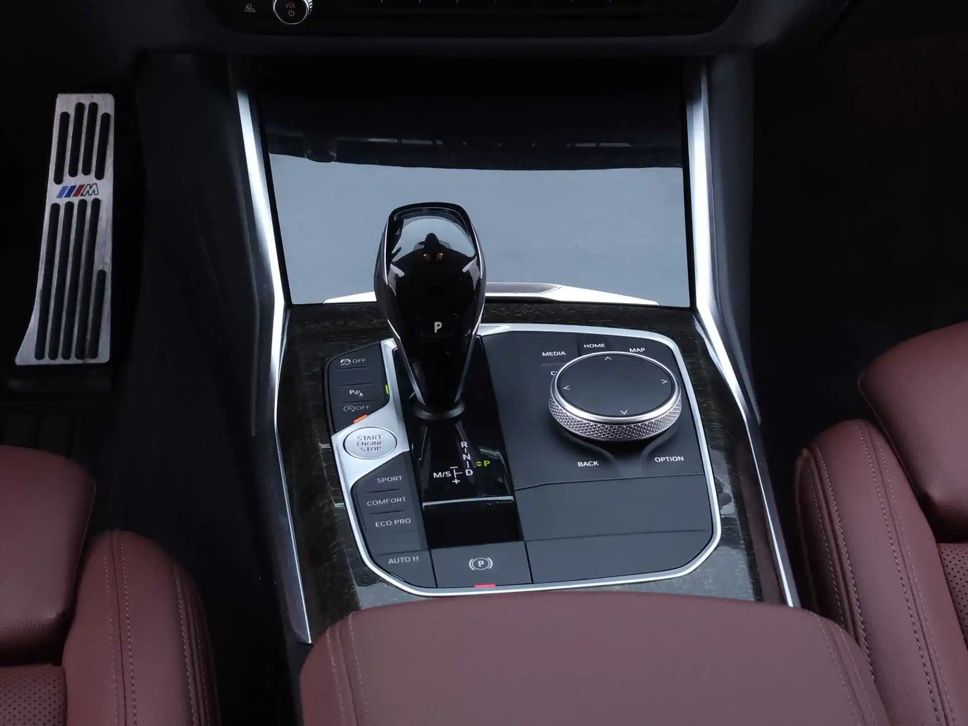 BMW 325i, 2021 11