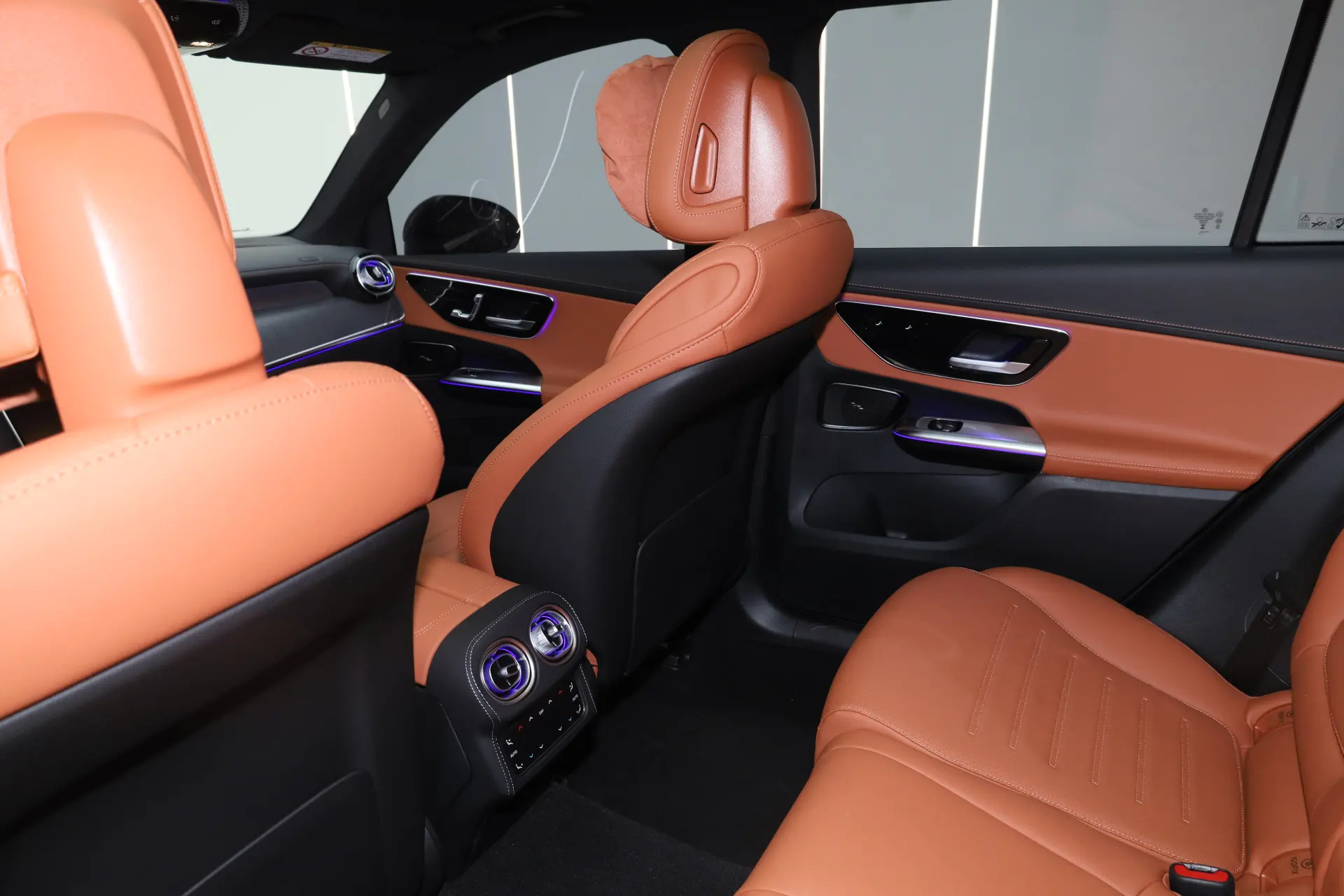 Mercedes-Benz GLC 260 L, 2025 20