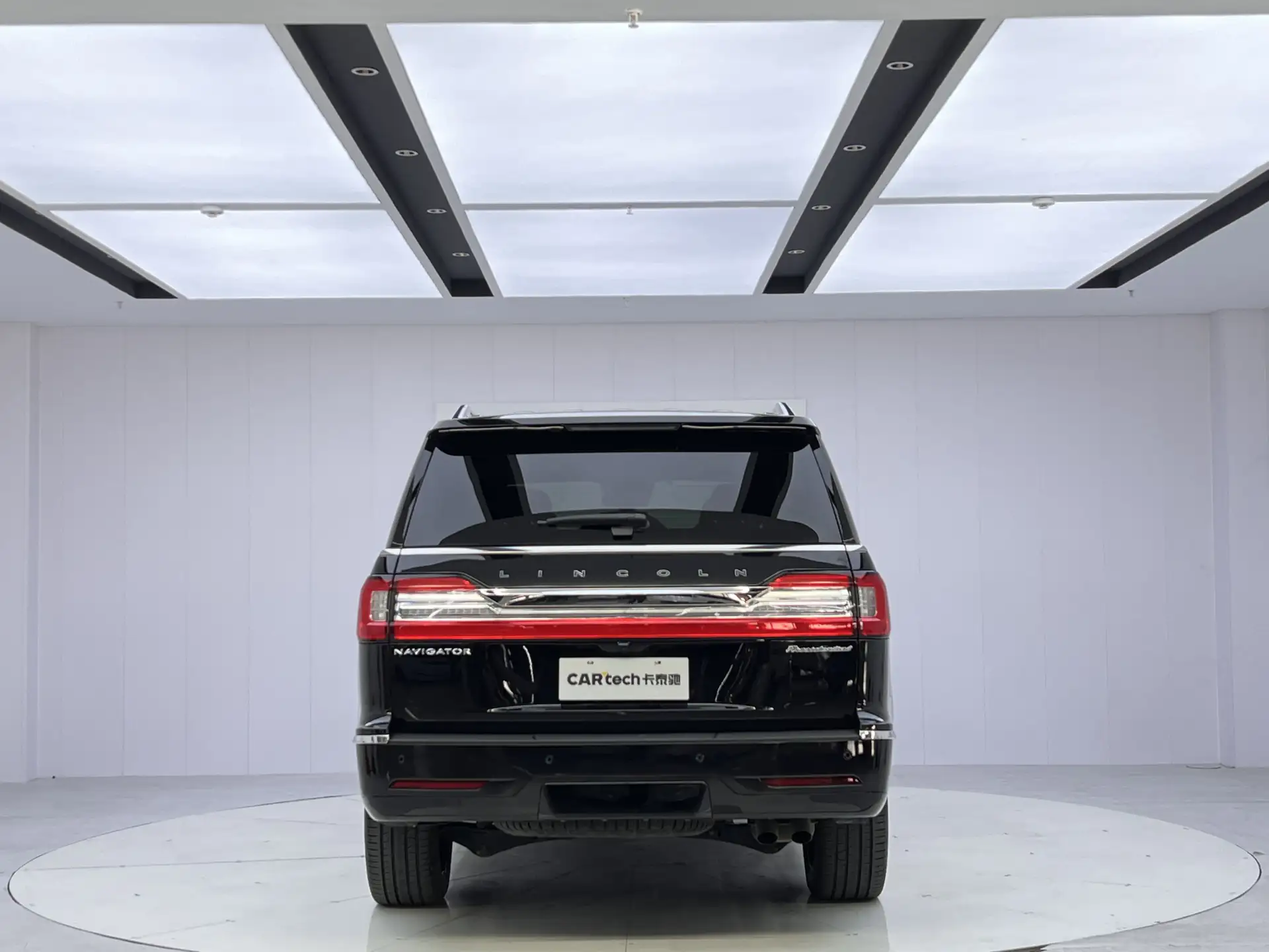 Lincoln Navigator, 2021 6