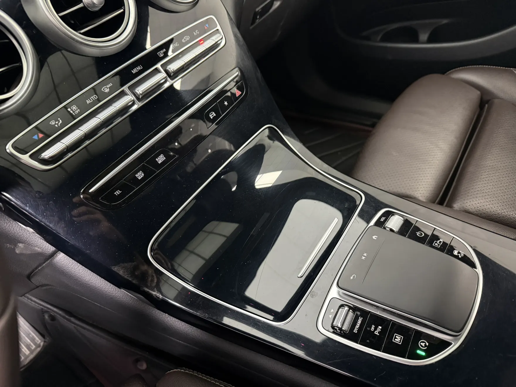 Mercedes-Benz GLC 260 L, 2022 14