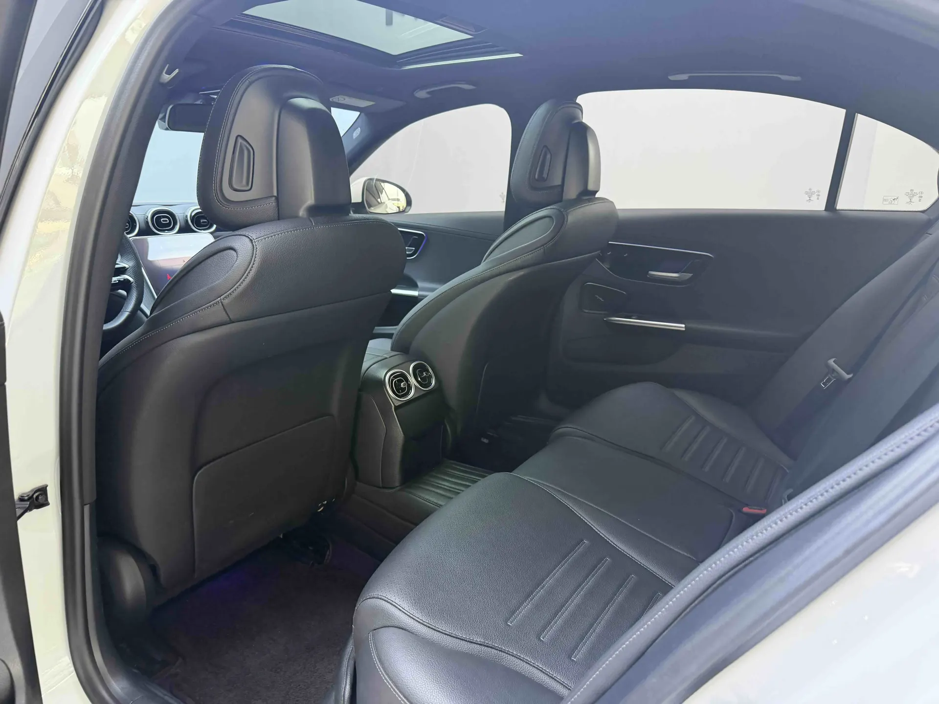 Mercedes-Benz C 200 L, 2022 8