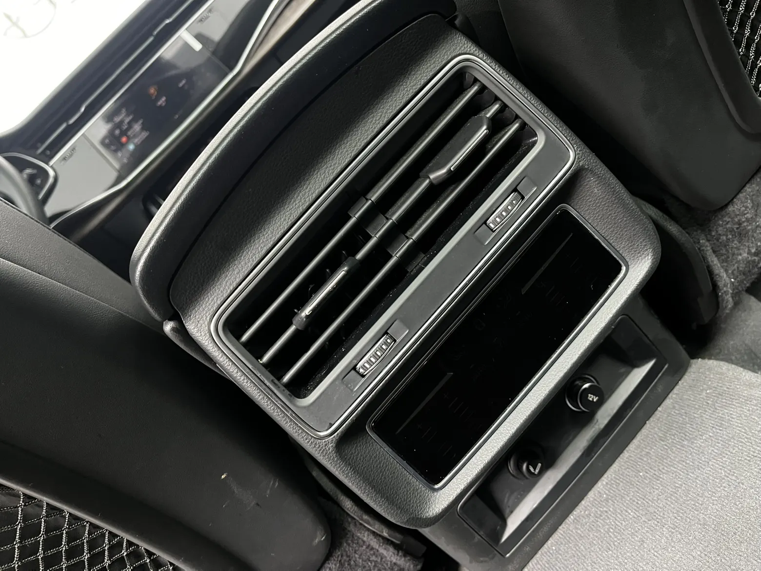 Audi Q7 55 TFSI, 2023 8