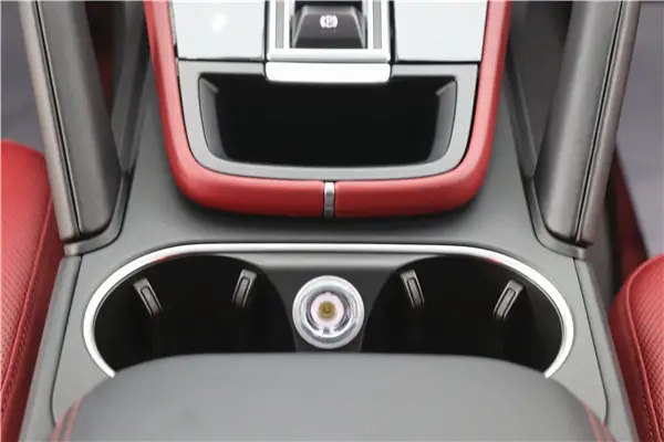 Porsche Cayenne, 2023 18