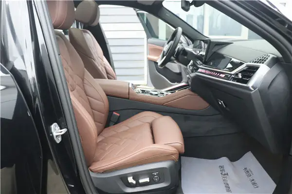 BMW X6, 2025 18