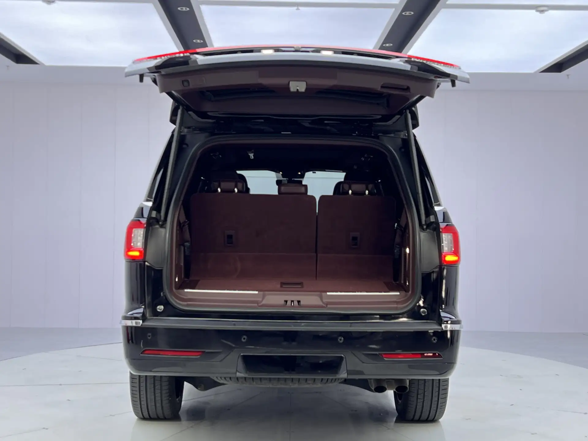 Lincoln Navigator, 2021 13