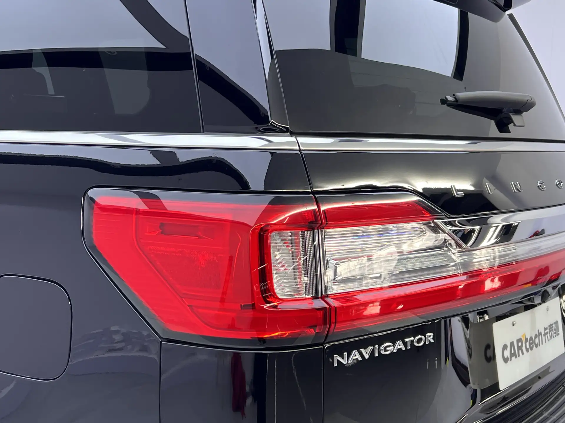 Lincoln Navigator, 2021 10