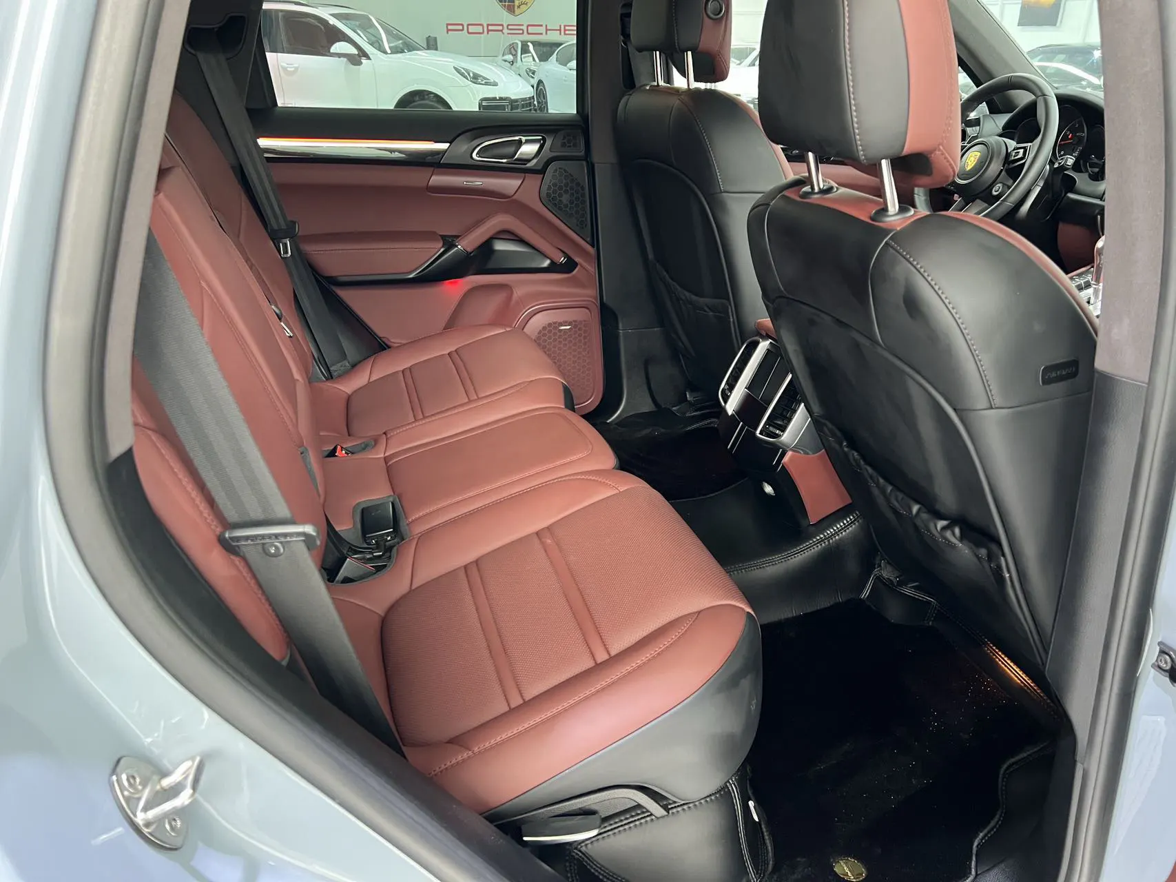 Porsche Cayenne, 2015 12