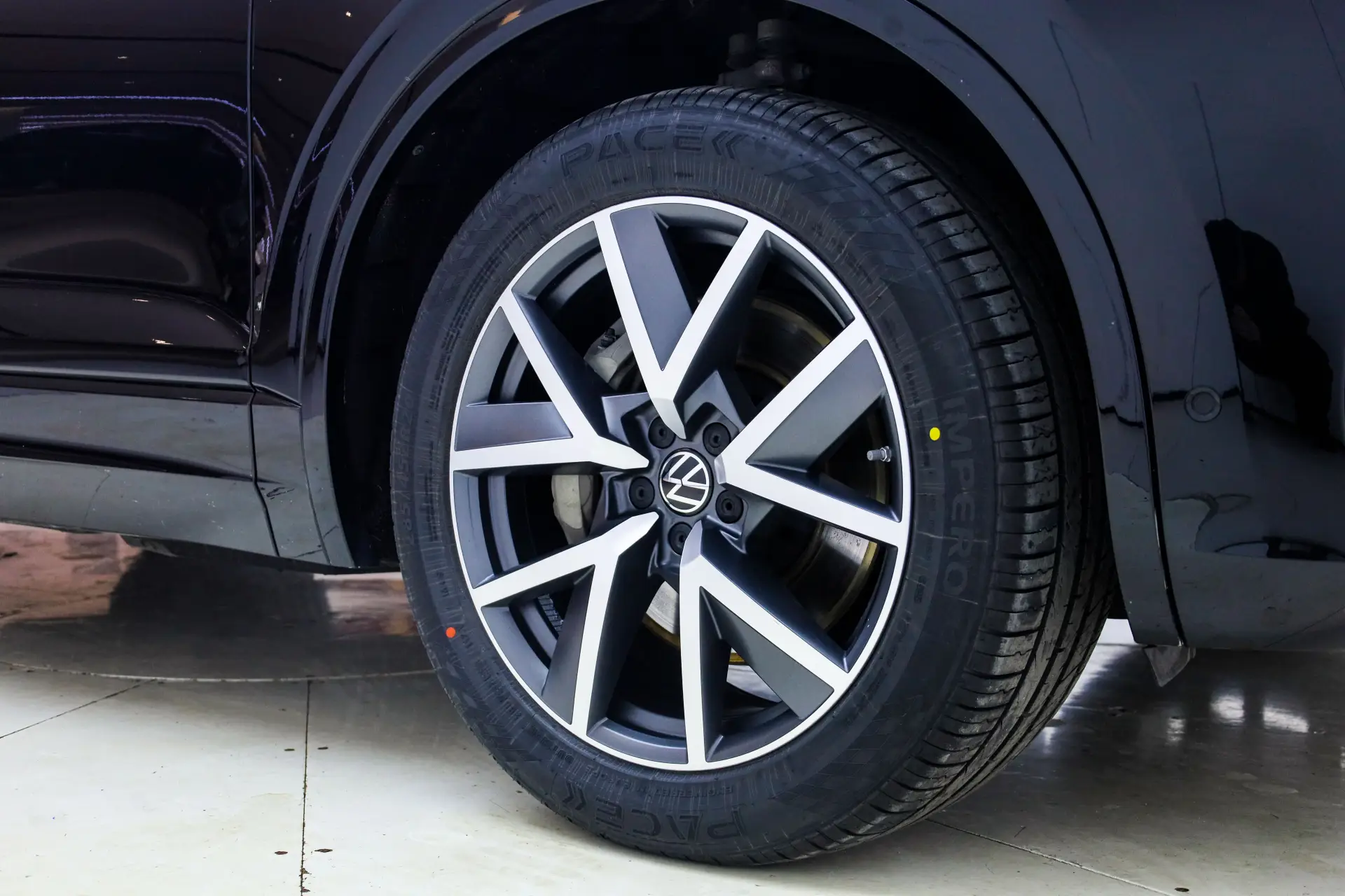 Volkswagen Touareg, 2024 10
