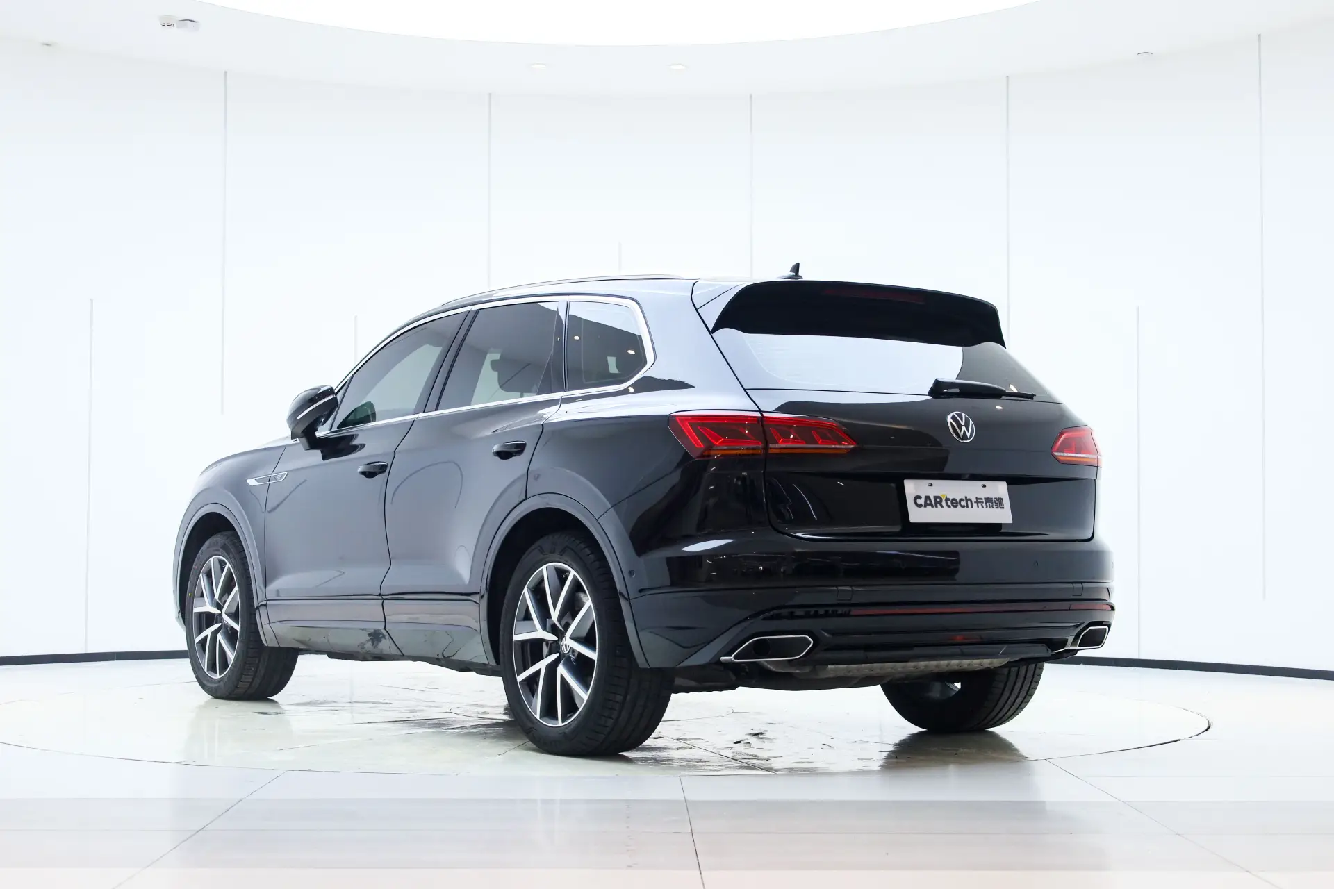 Volkswagen Touareg, 2024 4