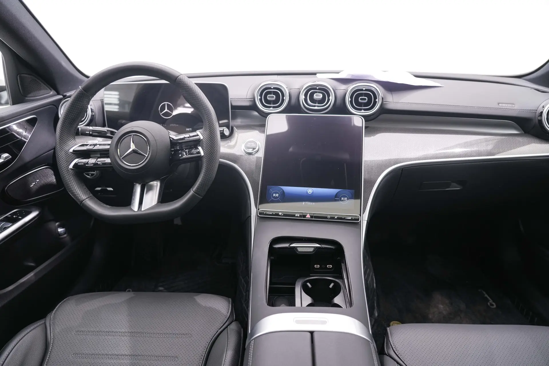 Mercedes-Benz C 260 L, 2024 14