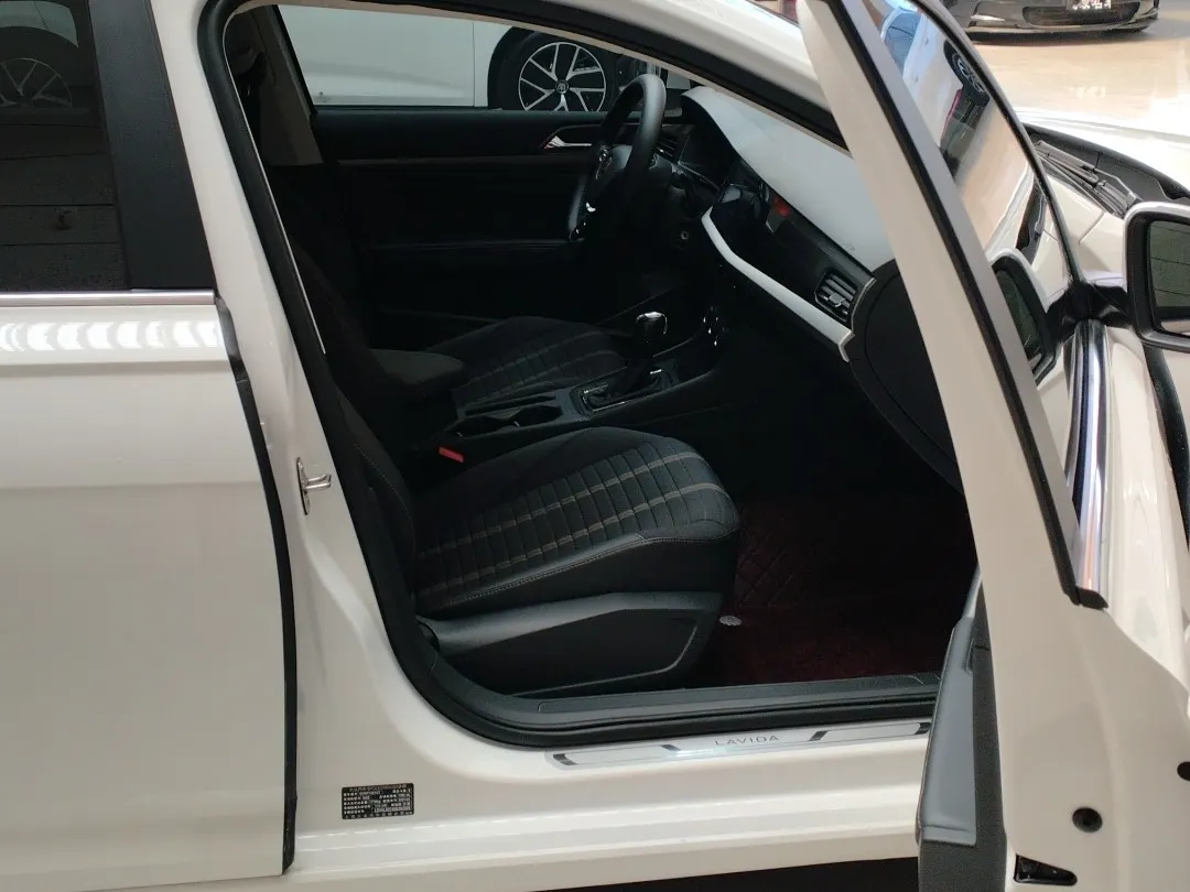 Volkswagen Lavida, 2021 19