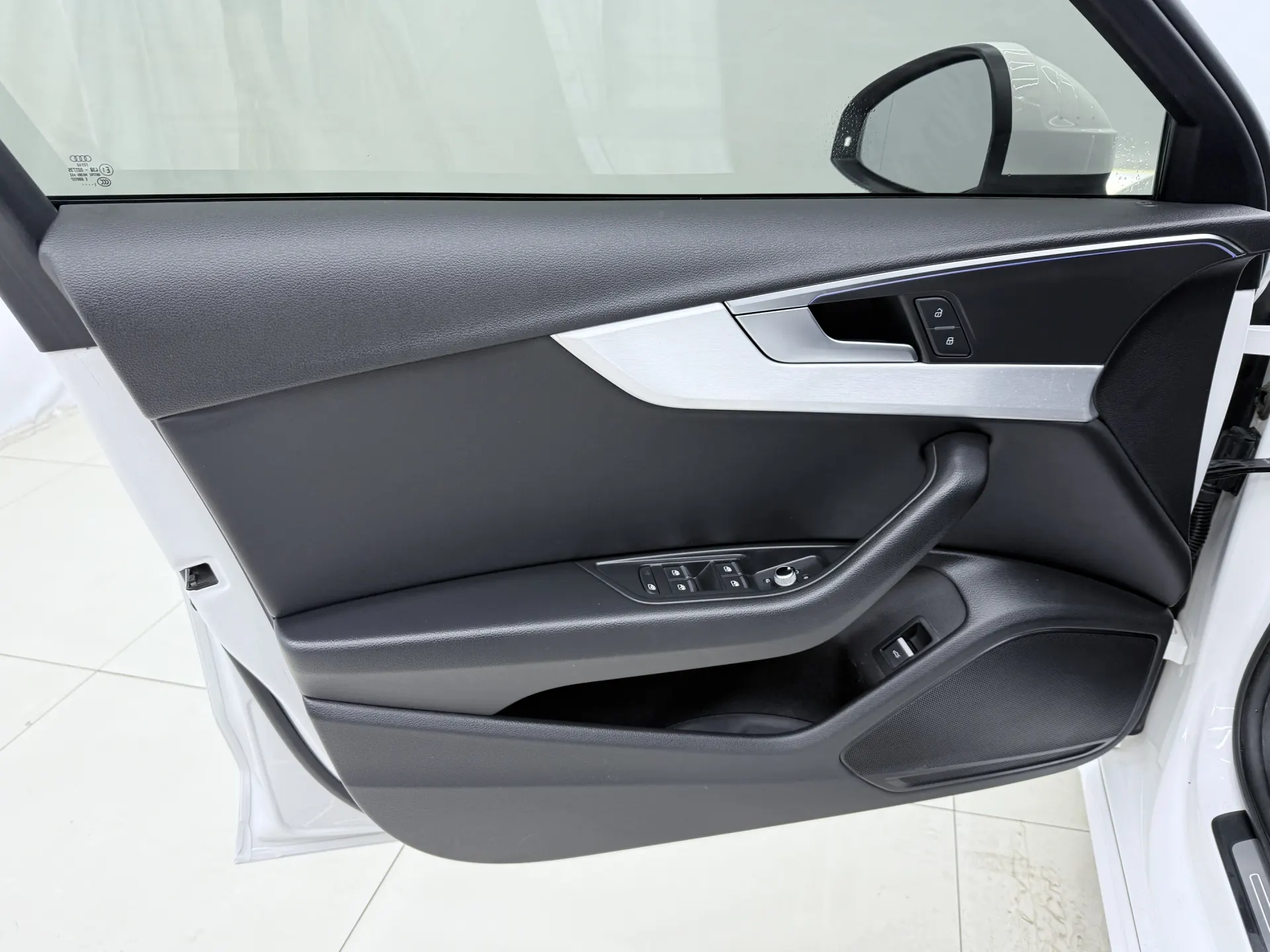 Audi A4L 40 TFSI, 2022 11