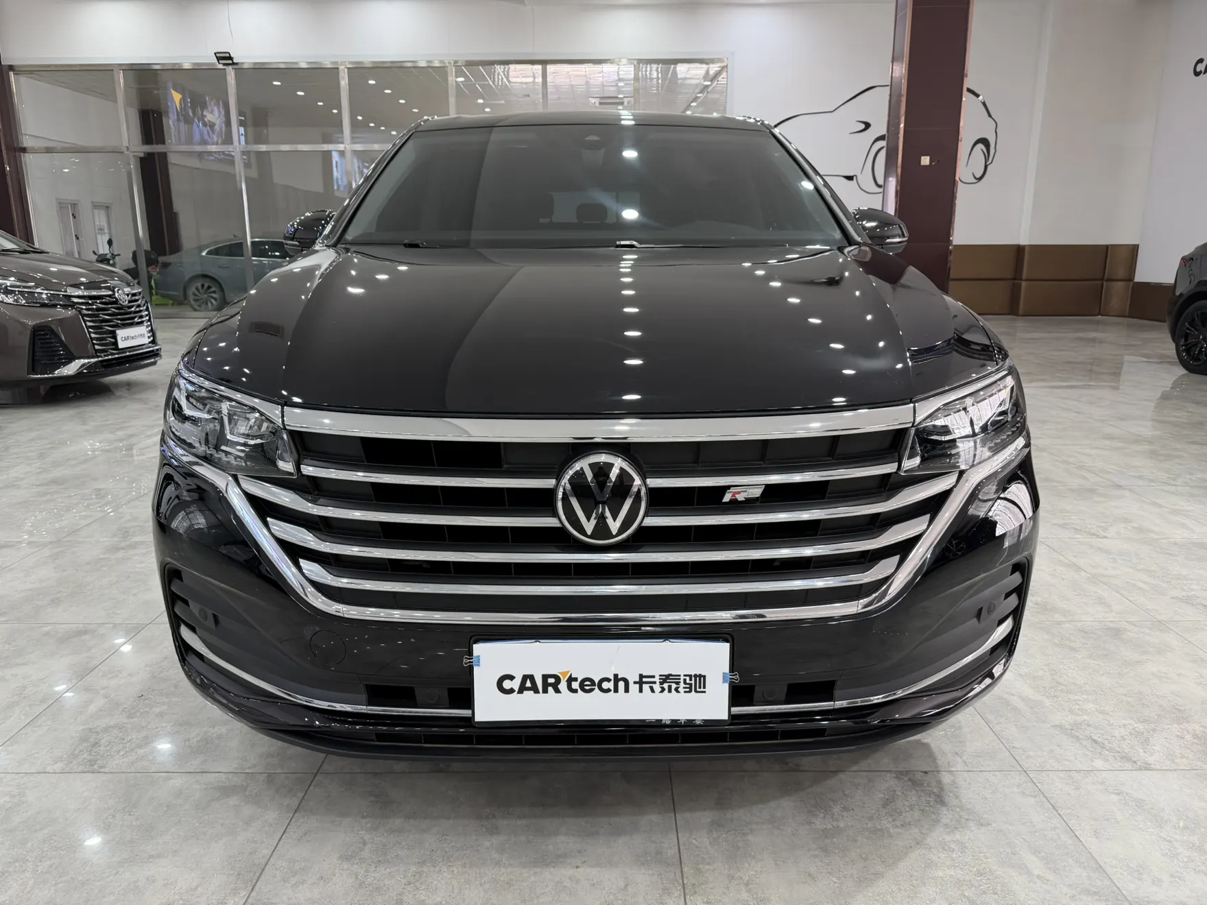 Volkswagen Viloran, 2023 3