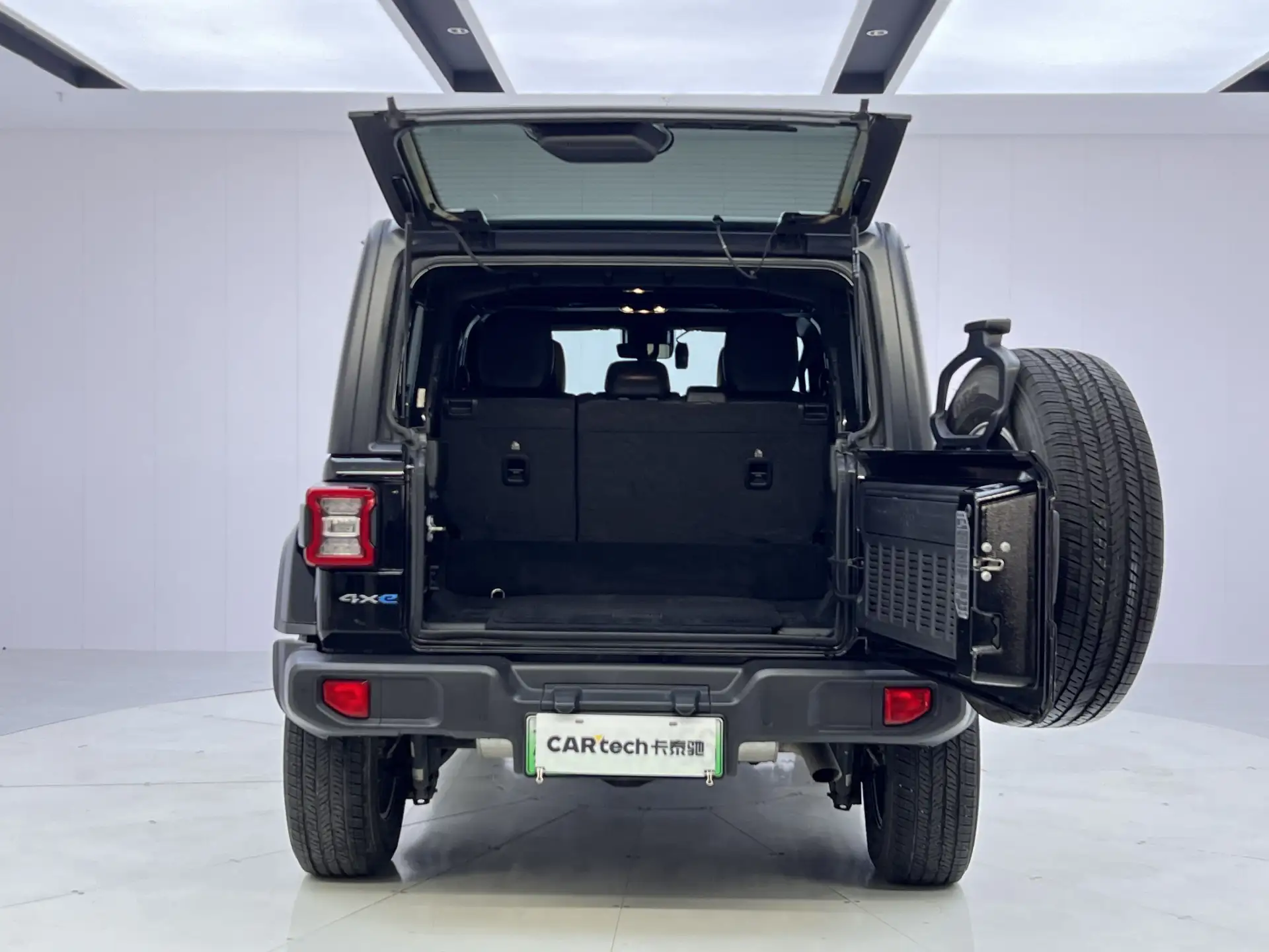 Jeep Wrangler, 2023 13