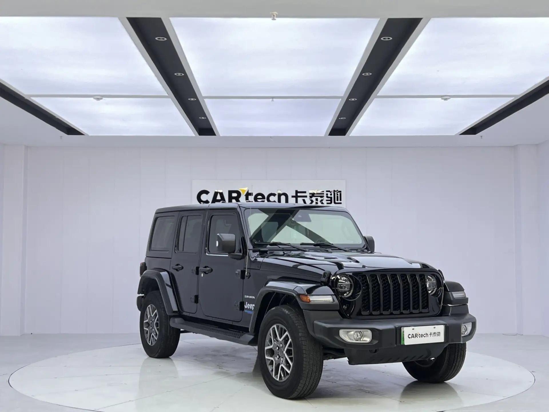 Jeep Wrangler, 2023 2