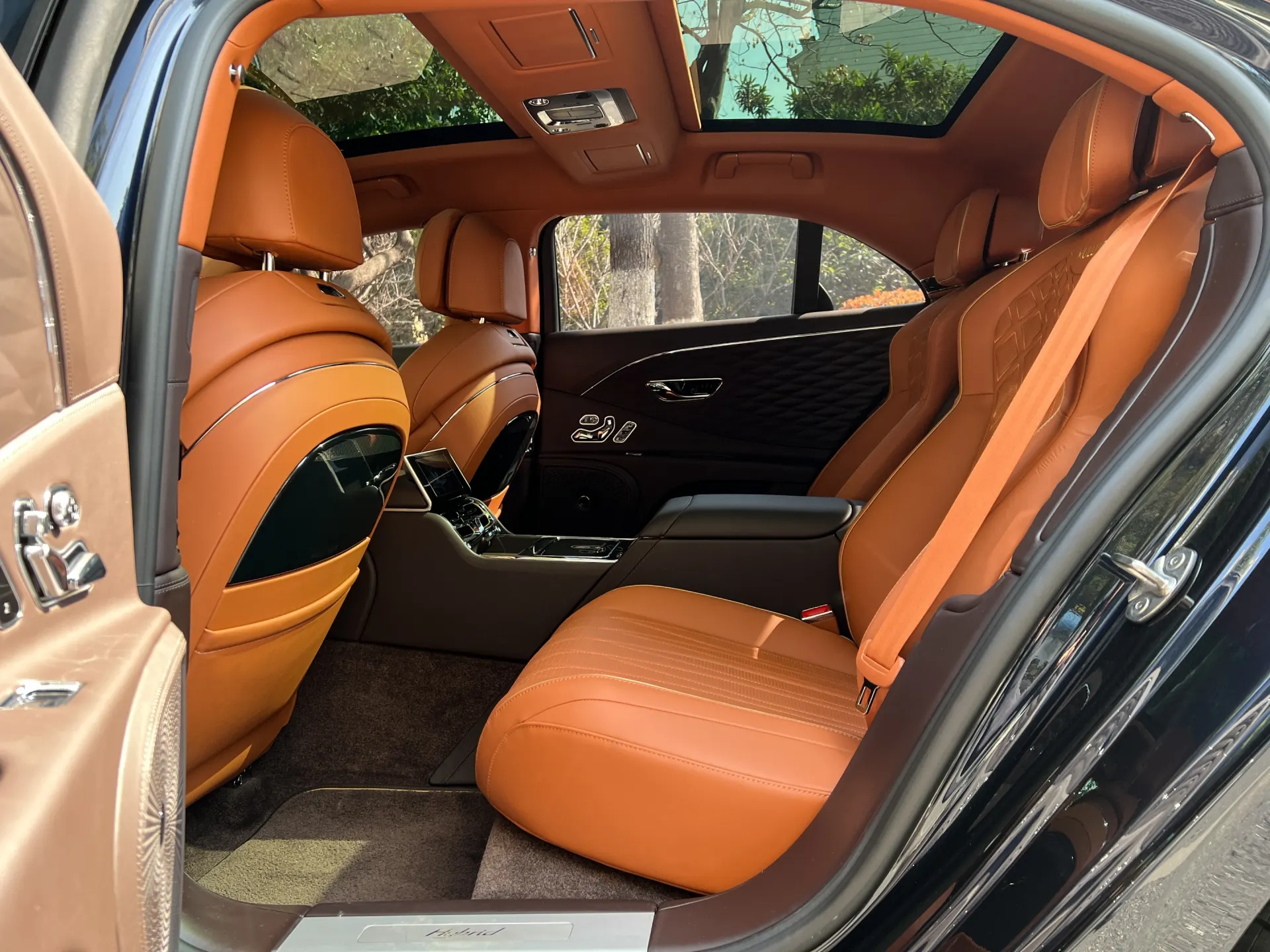 Bentley Flying Spur, 2022 13
