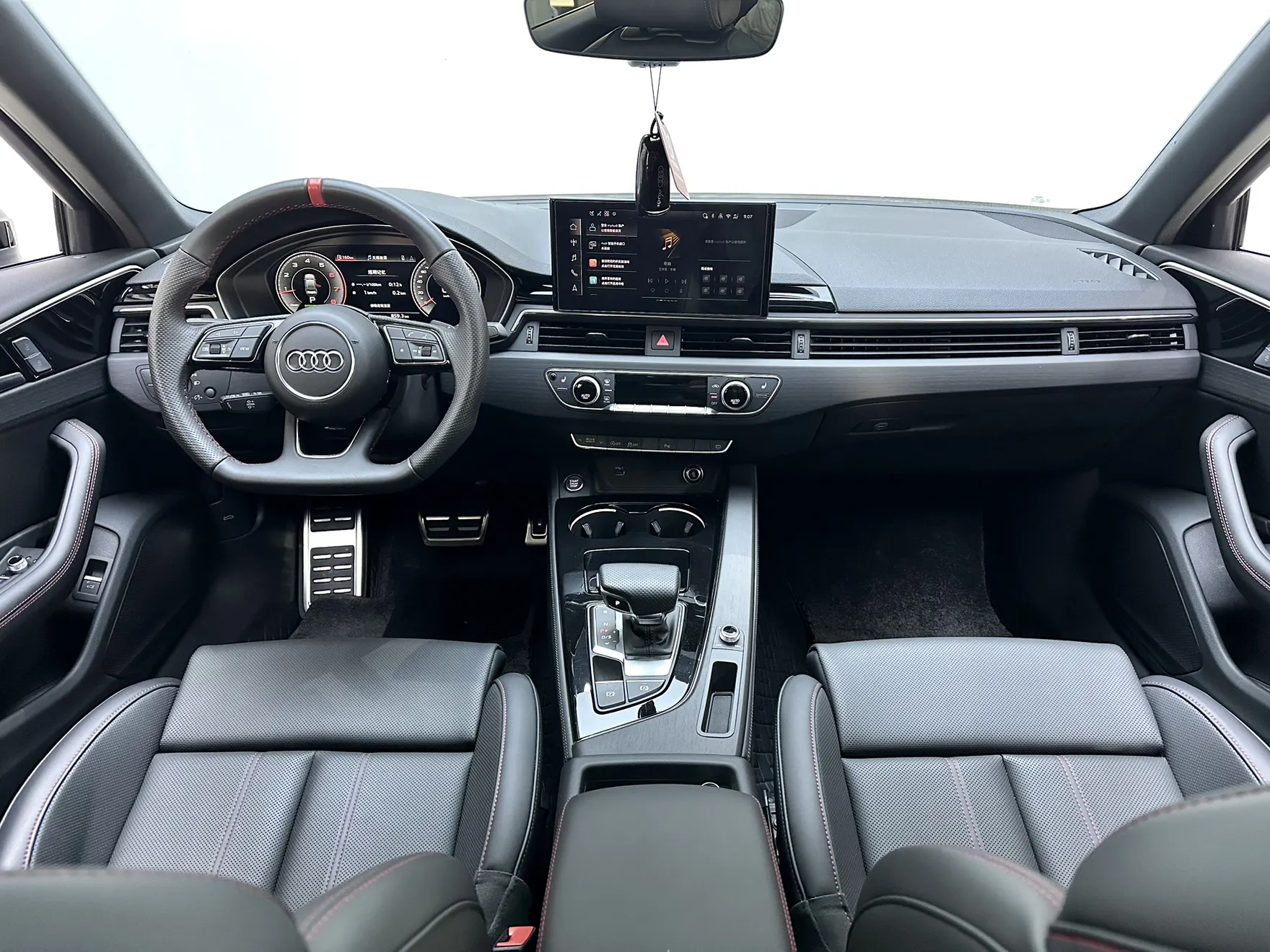 Audi A4L, 2025 9