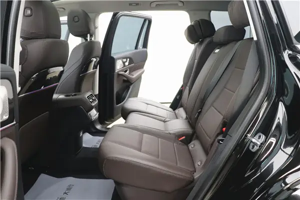 Mercedes-Benz GLS 450 4MATIC, 2023 6