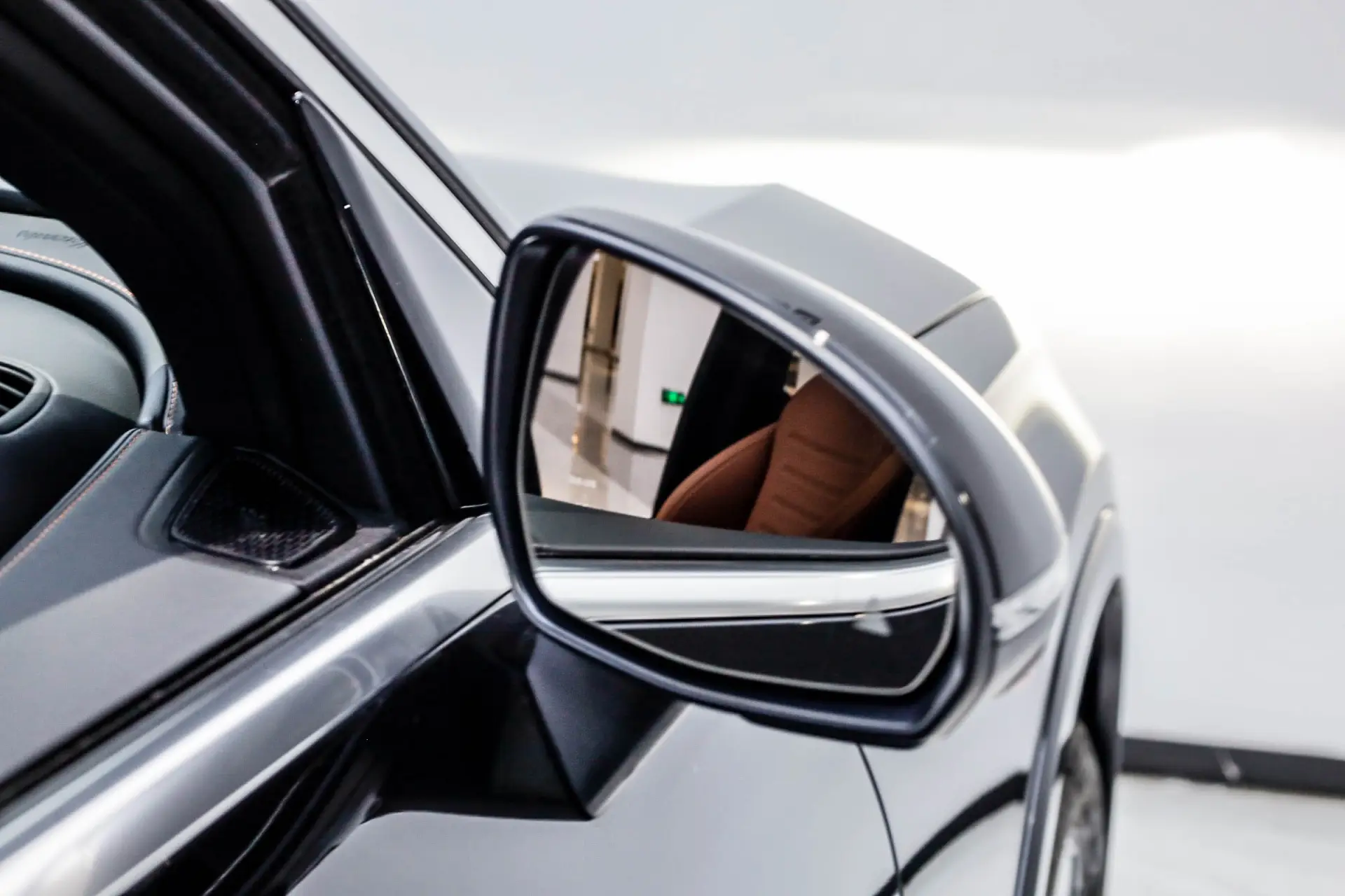 Mercedes-Benz GLC 260 L, 2025 11