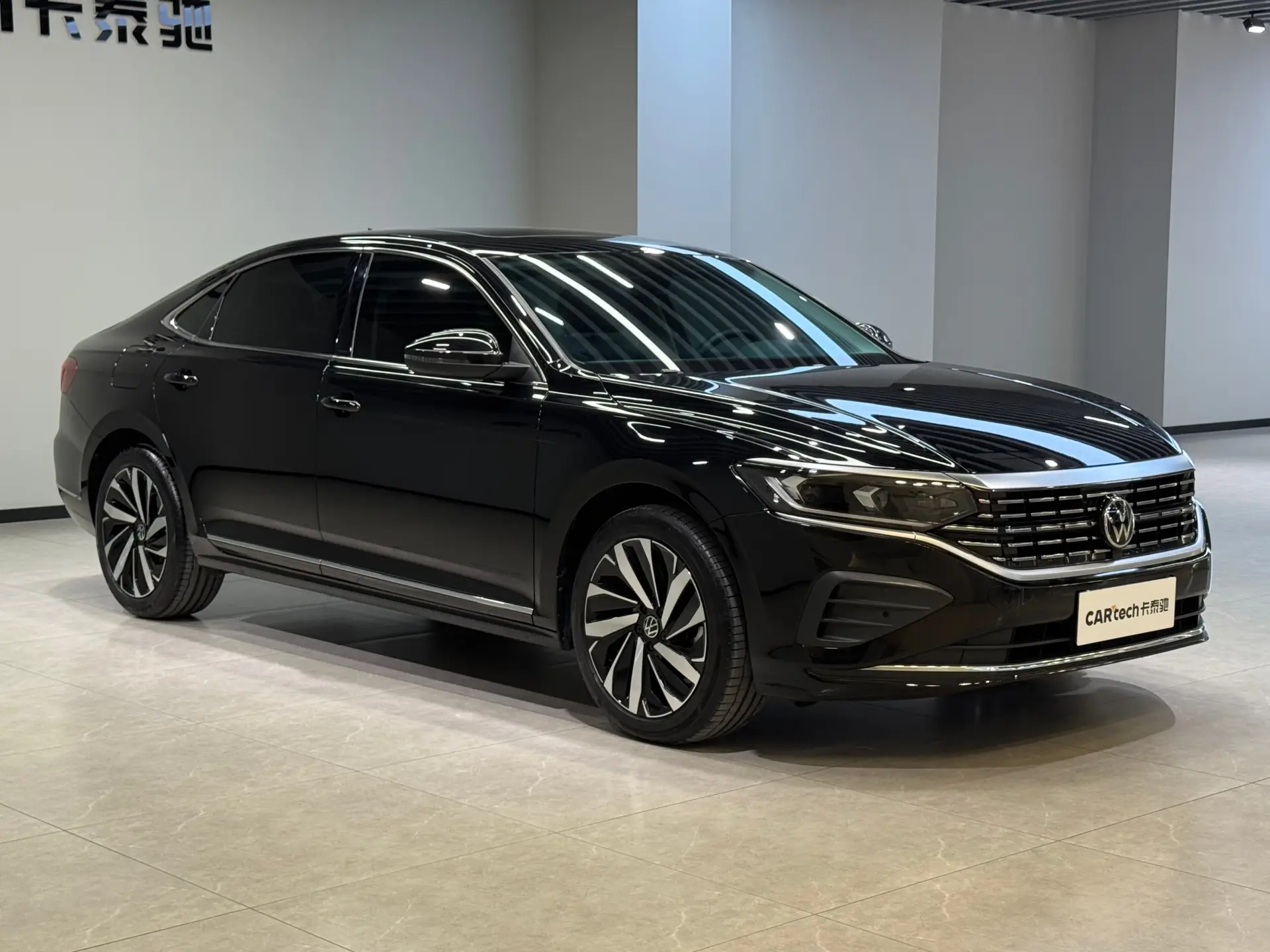 Volkswagen Passat, 2025 3