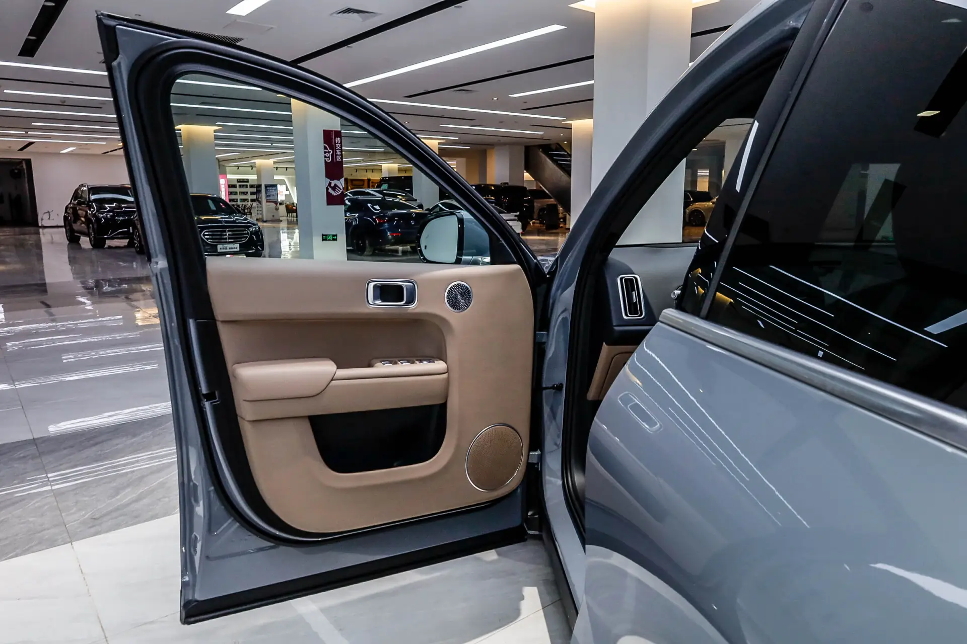Li Auto L8, 2025 18