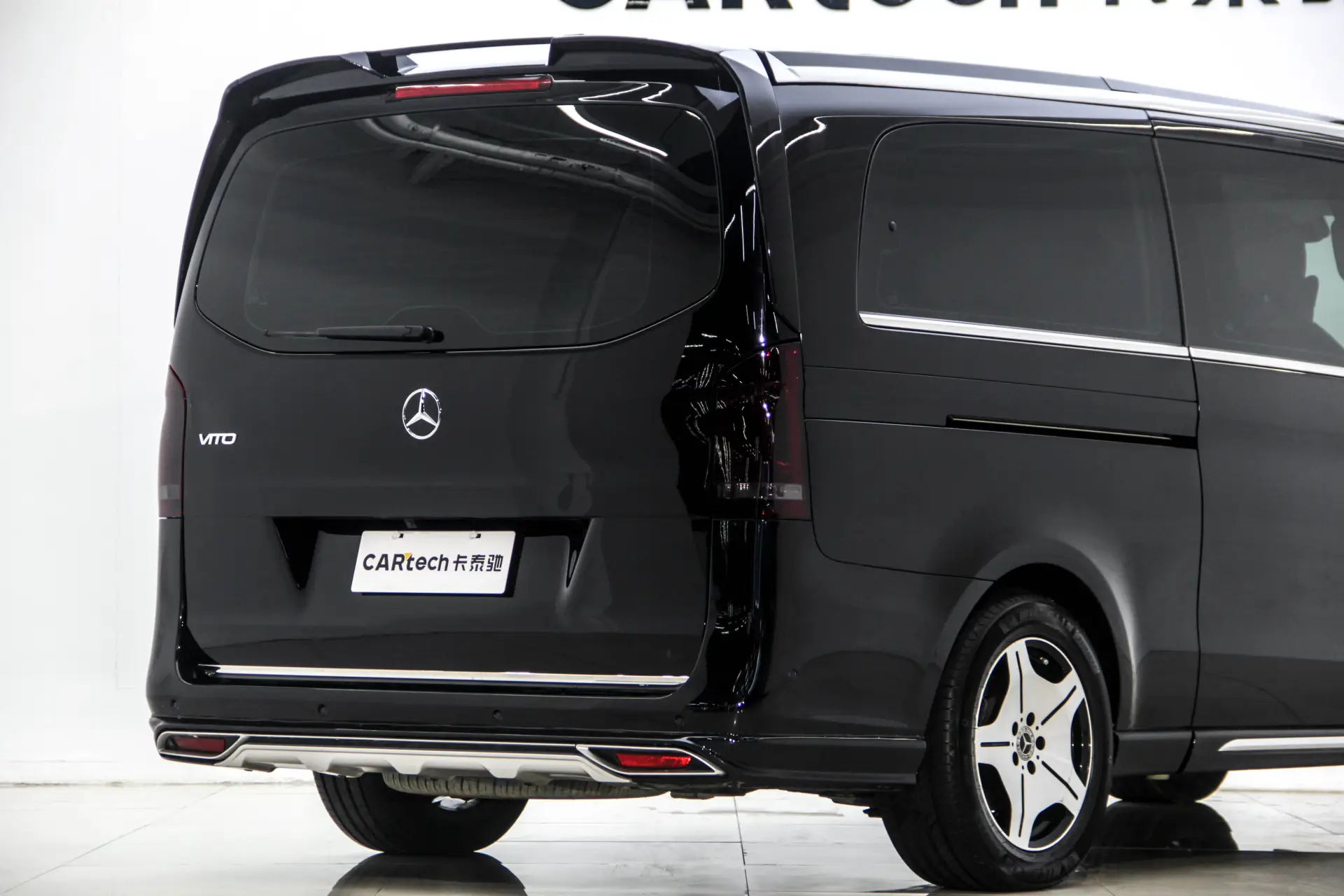Mercedes-Benz Vito, 2024 8